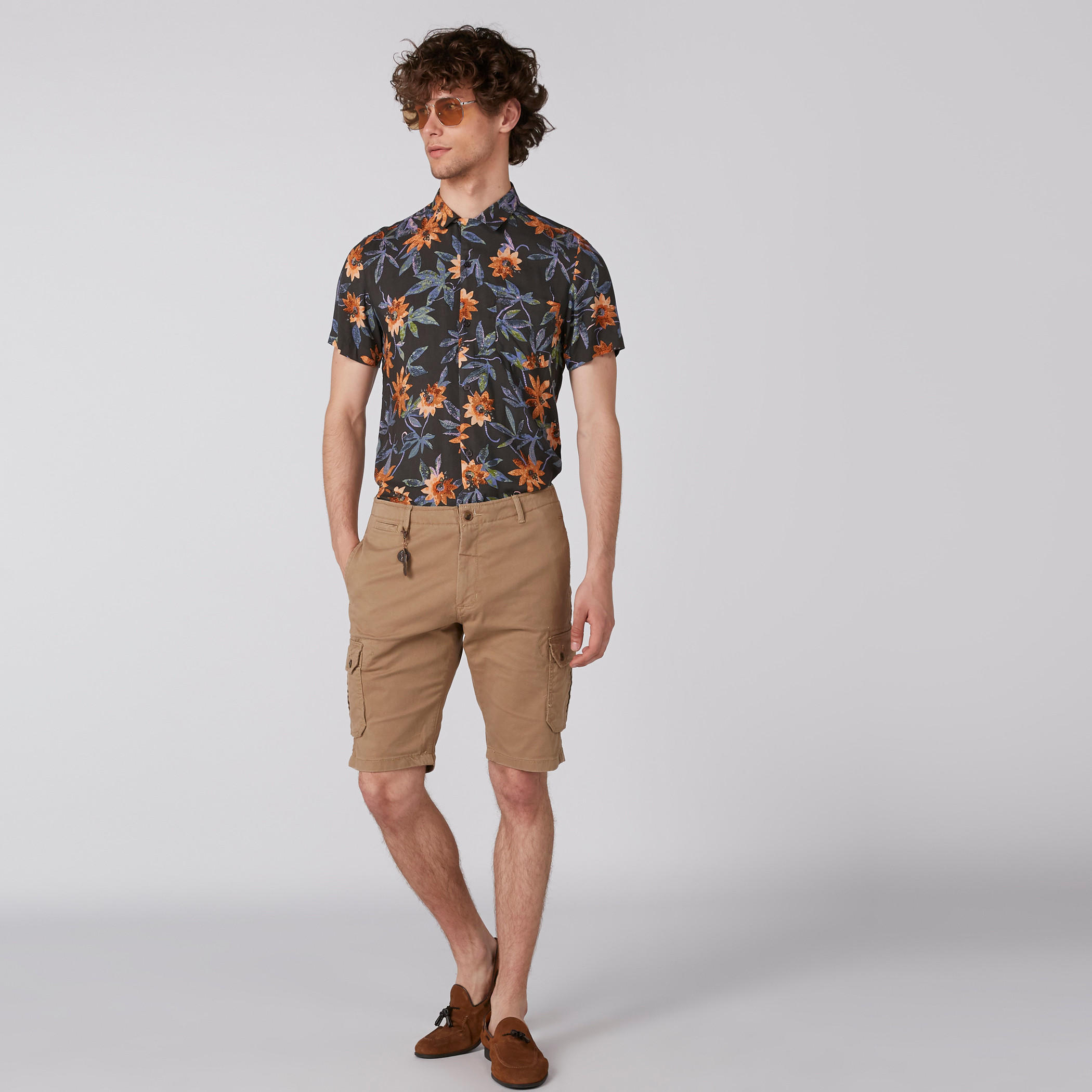 شورت بجيوب وزر إغلاق-men-clothing-bottoms-shorts-image-1