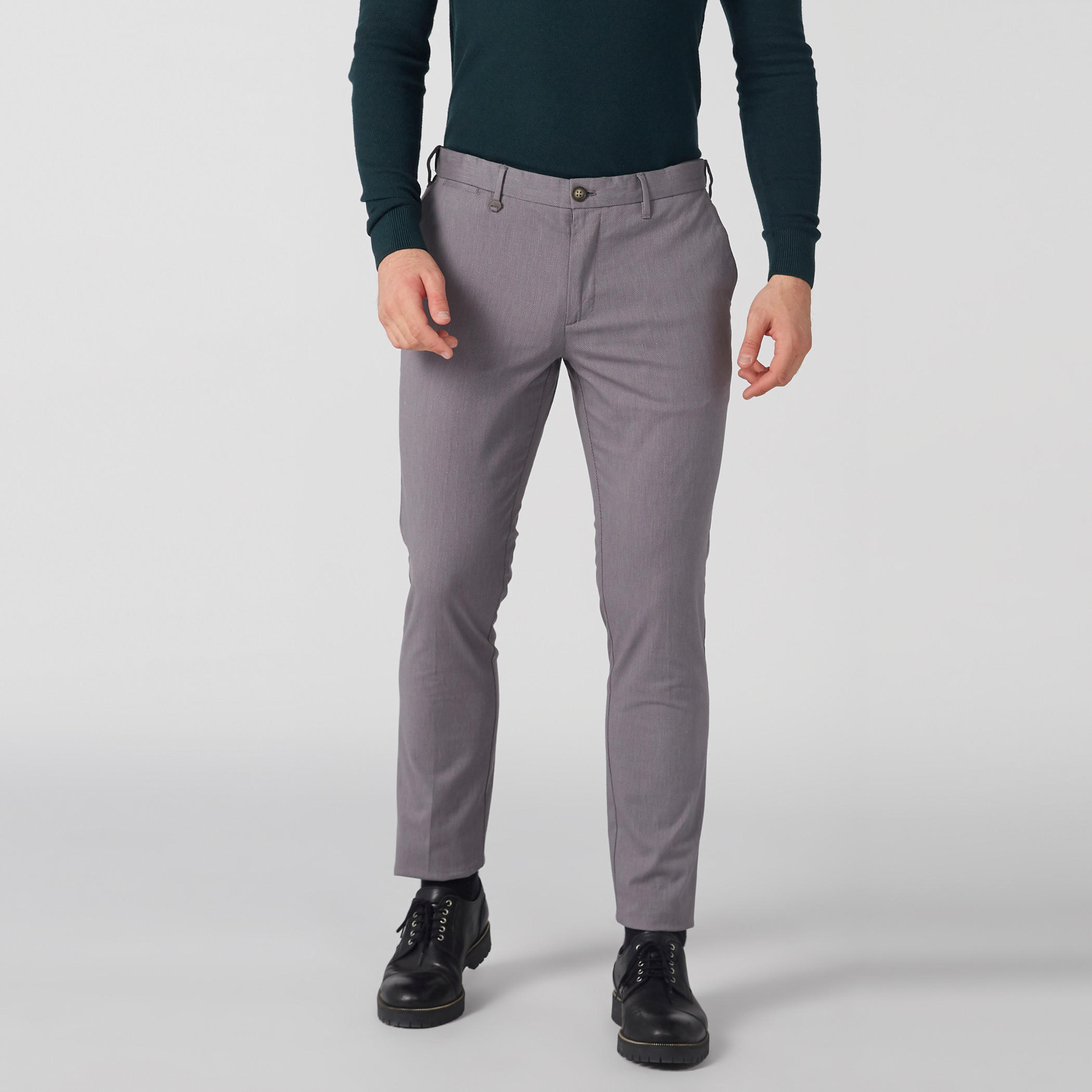 بنطال طويل بارز الملمس بزر إغلاق وجيوب-men-clothing-bottoms-trousersandchinos-trousers-image-1