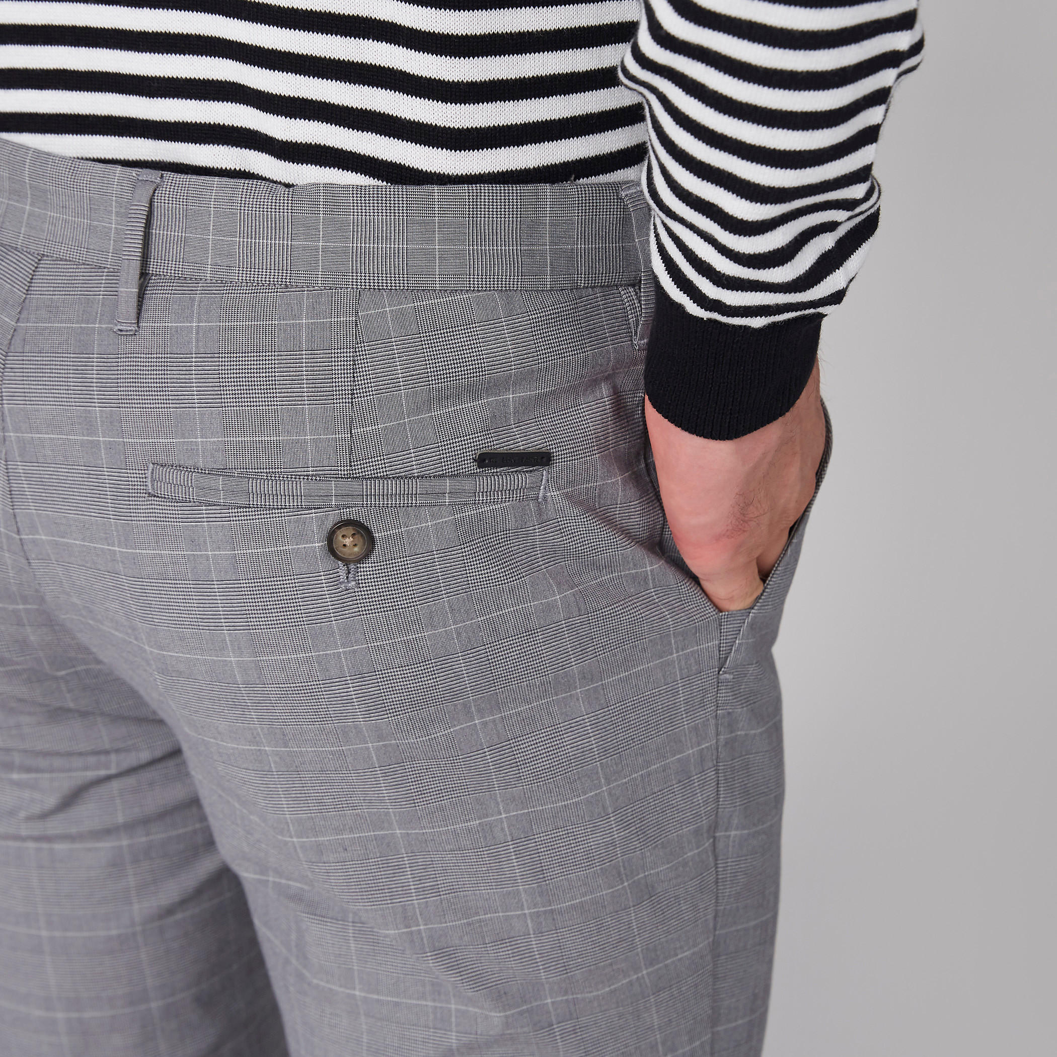 Chequered Trousers with Button Closure and Pocket Detail-men-clothing-bottoms-trousersandchinos-trousers-image-4