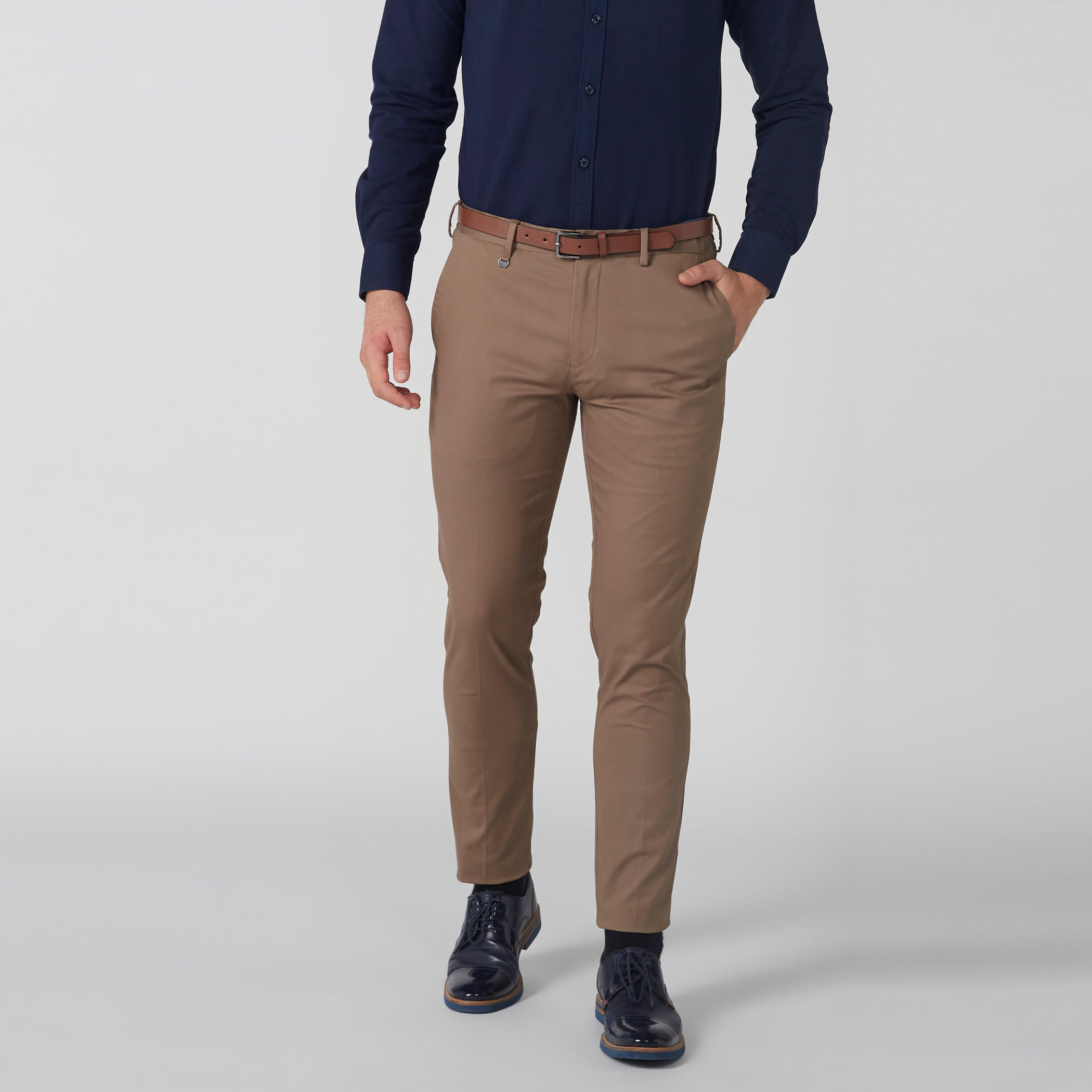 بنطال طويل بزر إغلاق وجيوب-men-clothing-bottoms-trousersandchinos-trousers-image-1