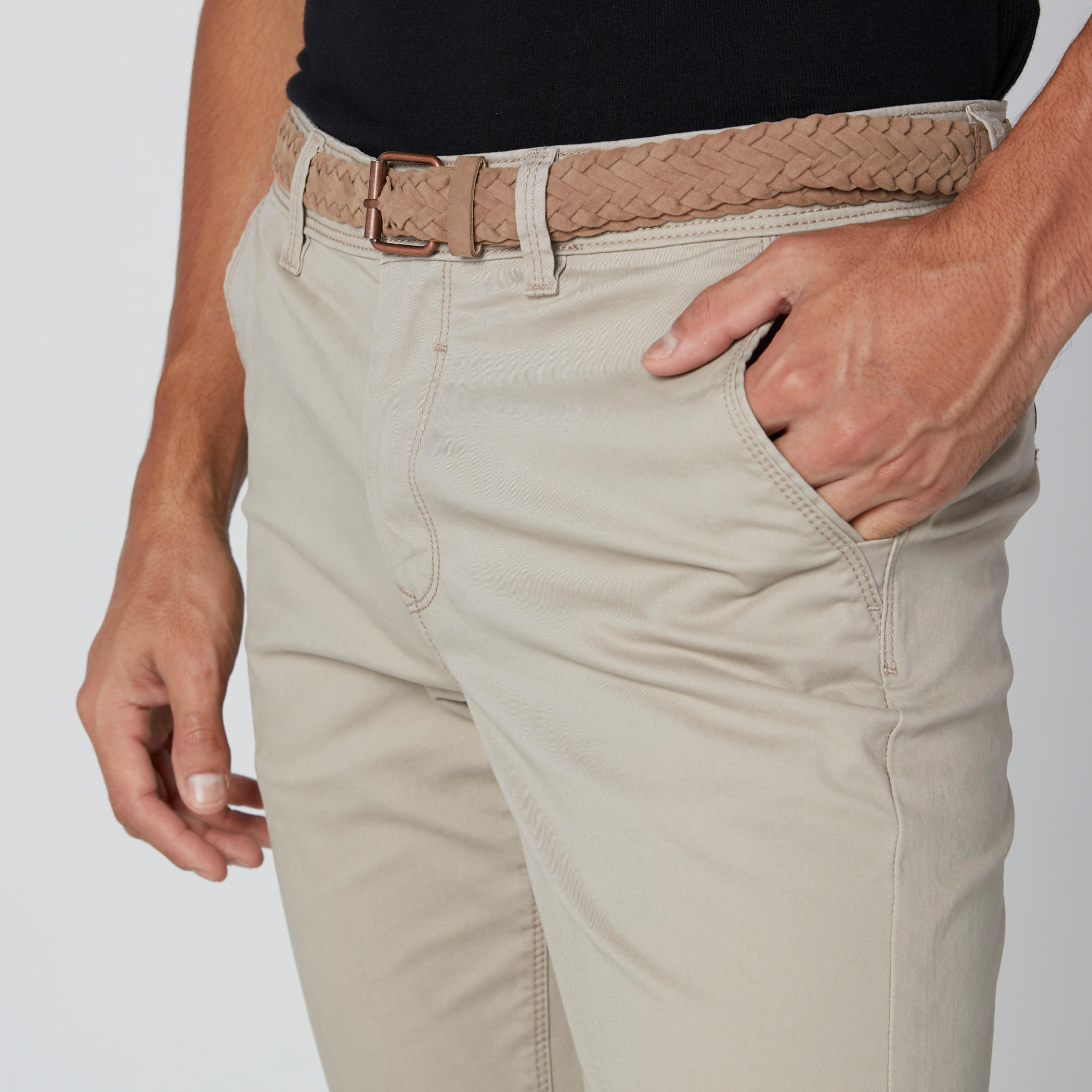 بنطال شينو سليم بخصر متوسط الارتفاع وجيوب-men-clothing-bottoms-trousersandchinos-trousers-image-4