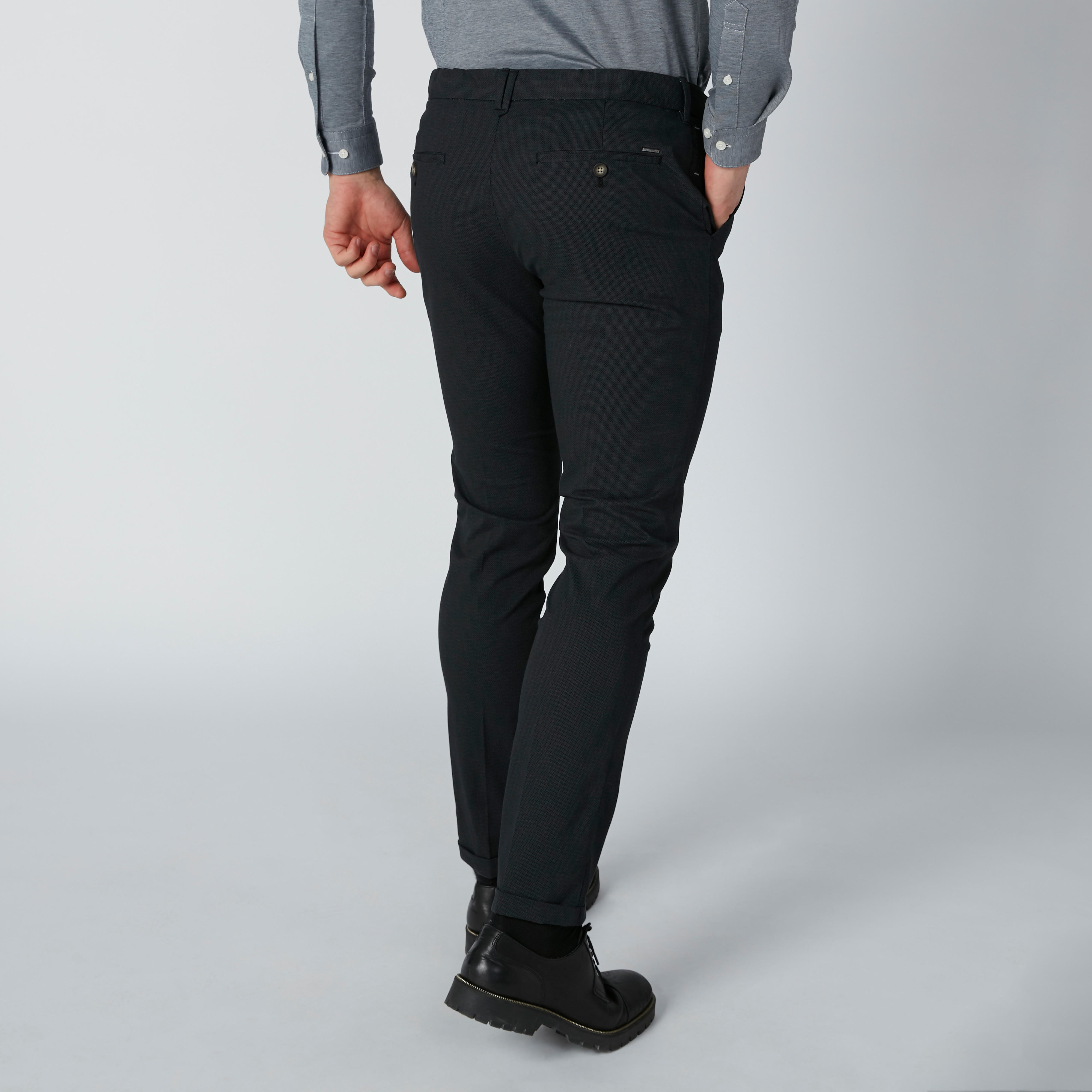 بنطال بقصّة عاديّة-men-clothing-bottoms-trousersandchinos-trousers-image-2