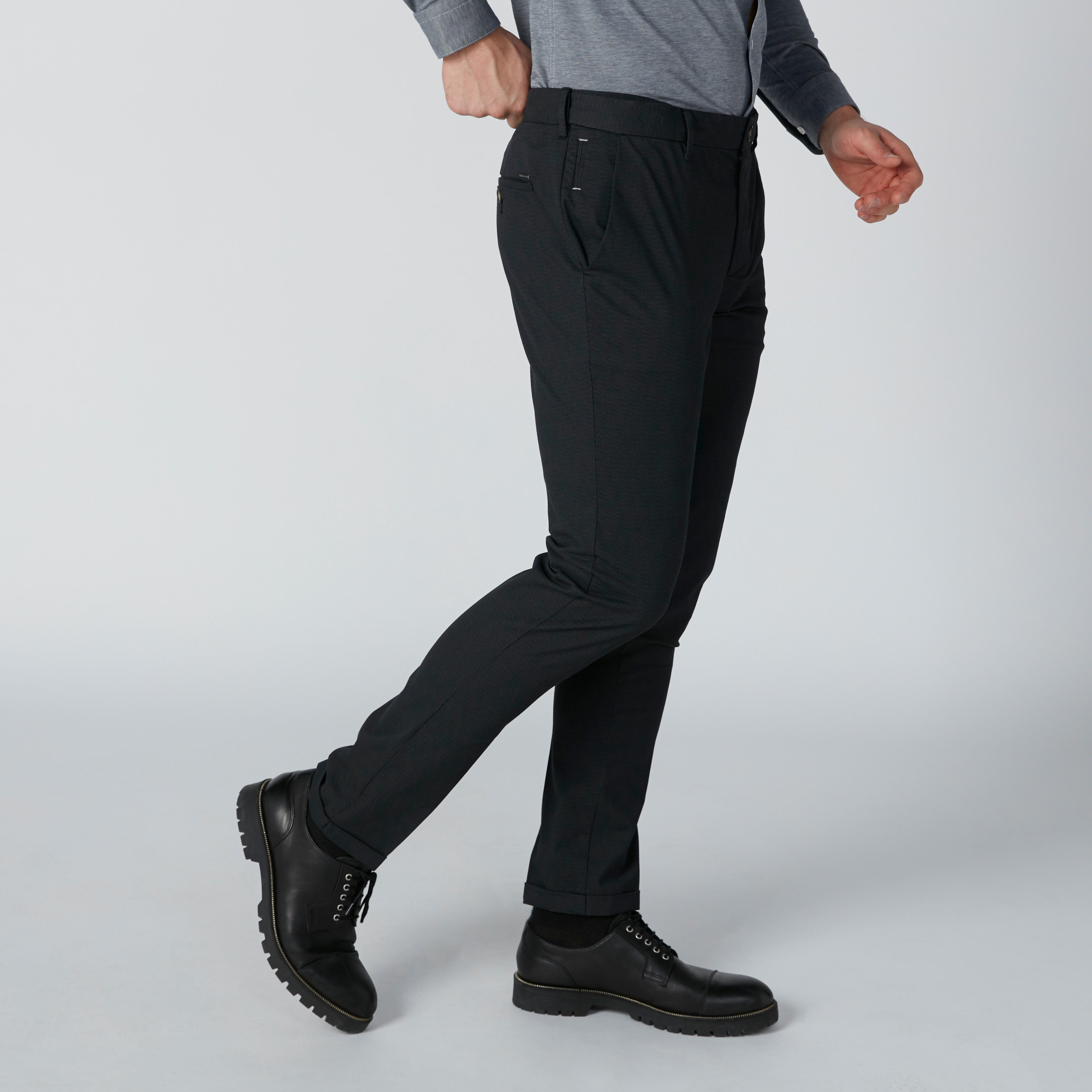 بنطال بقصّة عاديّة-men-clothing-bottoms-trousersandchinos-trousers-image-3