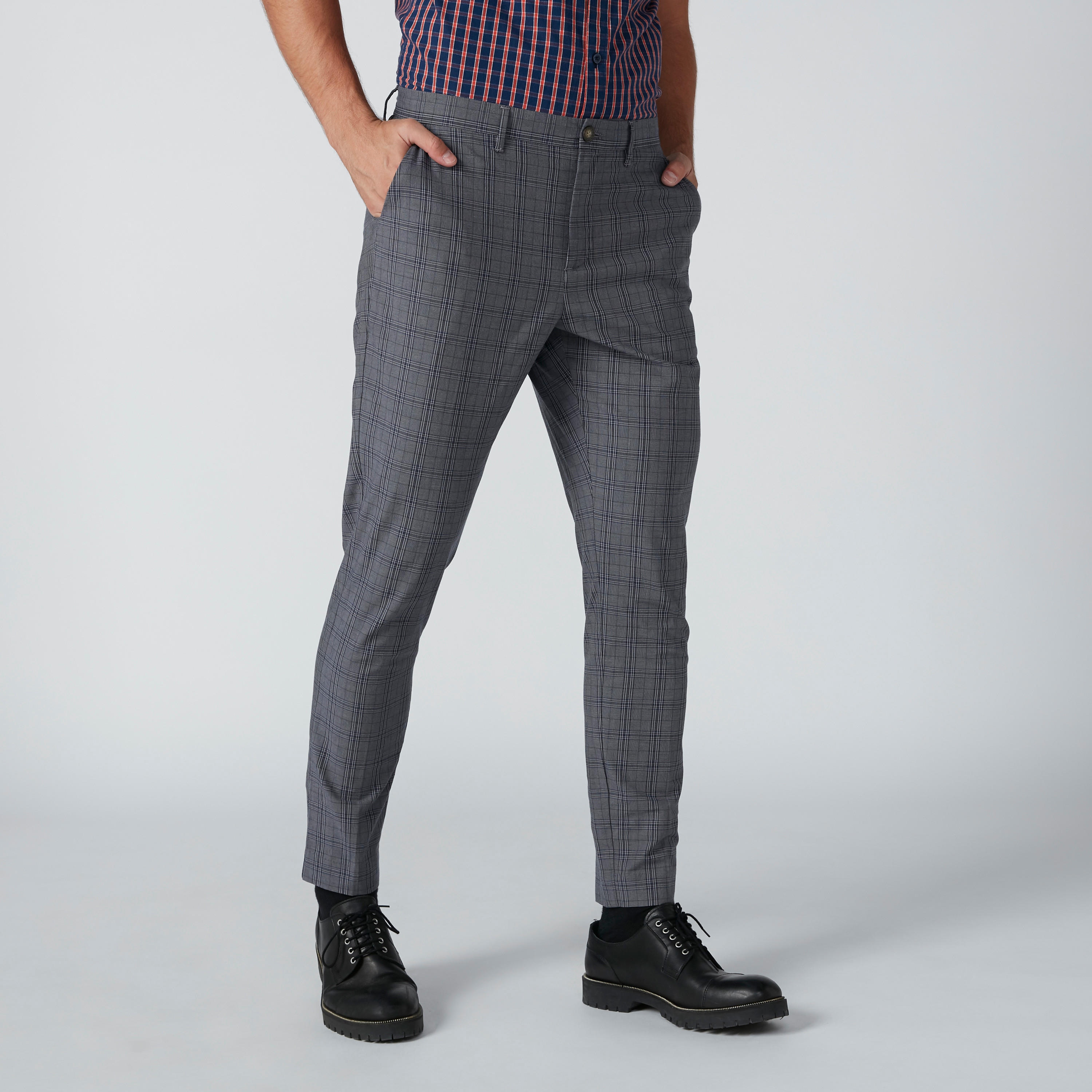 بنطال شينو بجيوب وعروات حزام-men-clothing-bottoms-trousersandchinos-trousers-image-1
