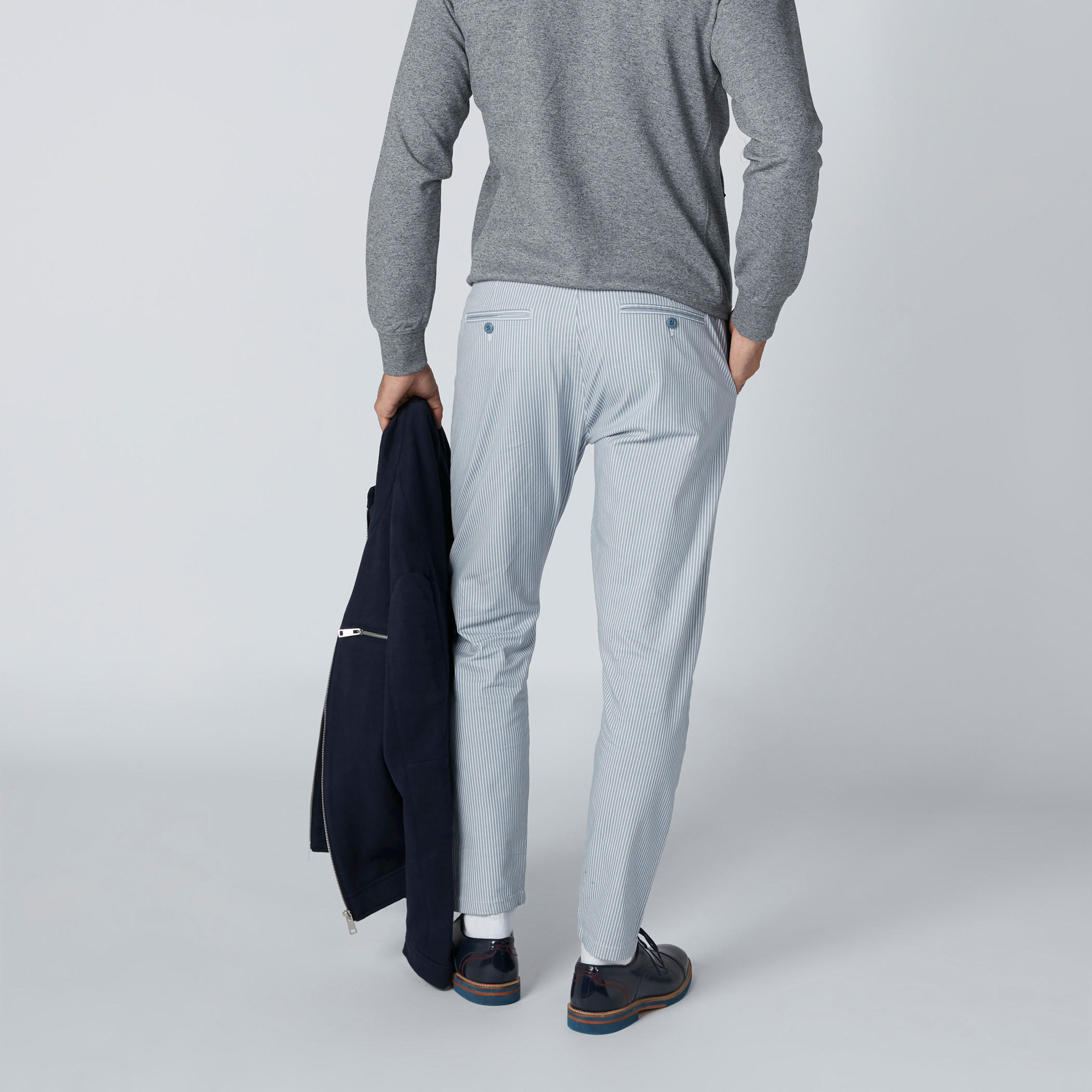 سروال عالي الخصر مقلّم بجيوب-men-clothing-bottoms-trousersandchinos-trousers-image-2