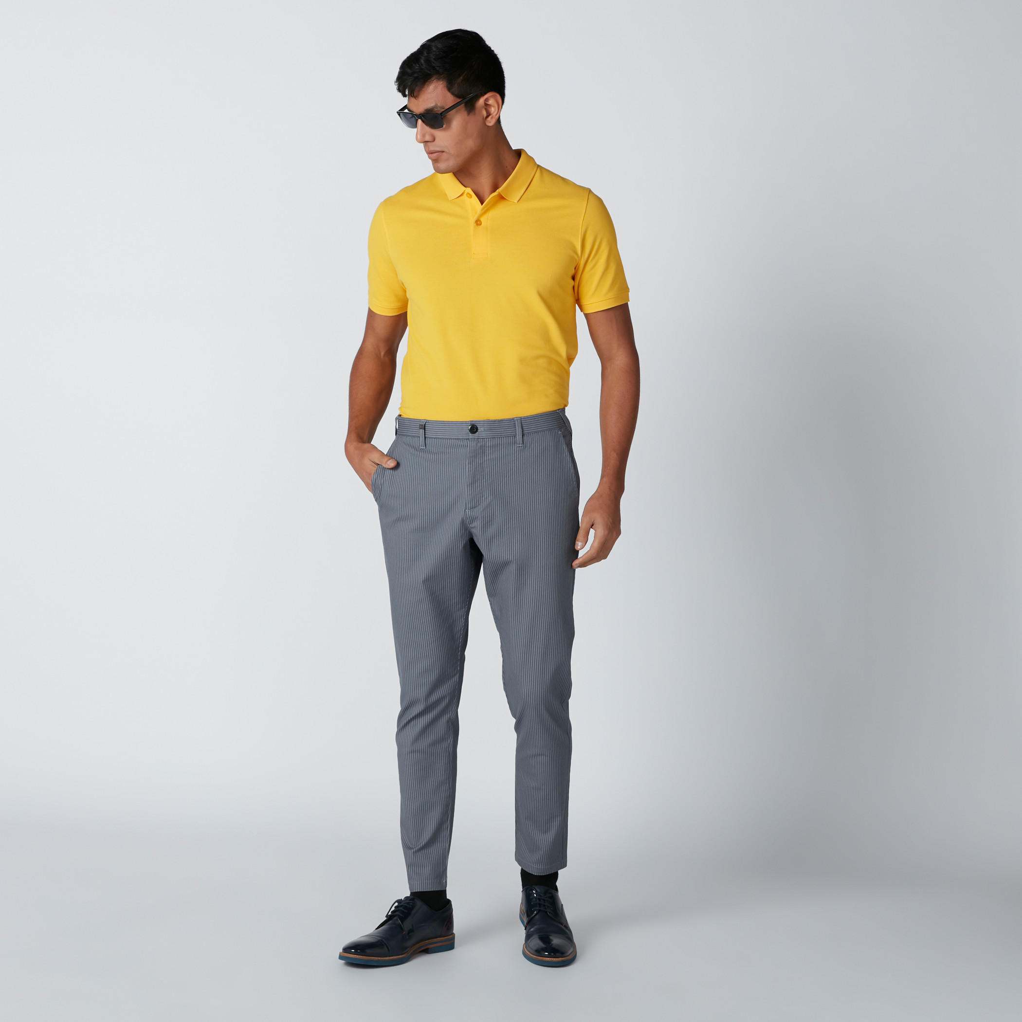 بنطال مقلم بجيوب-men-clothing-bottoms-trousersandchinos-trousers-image-3