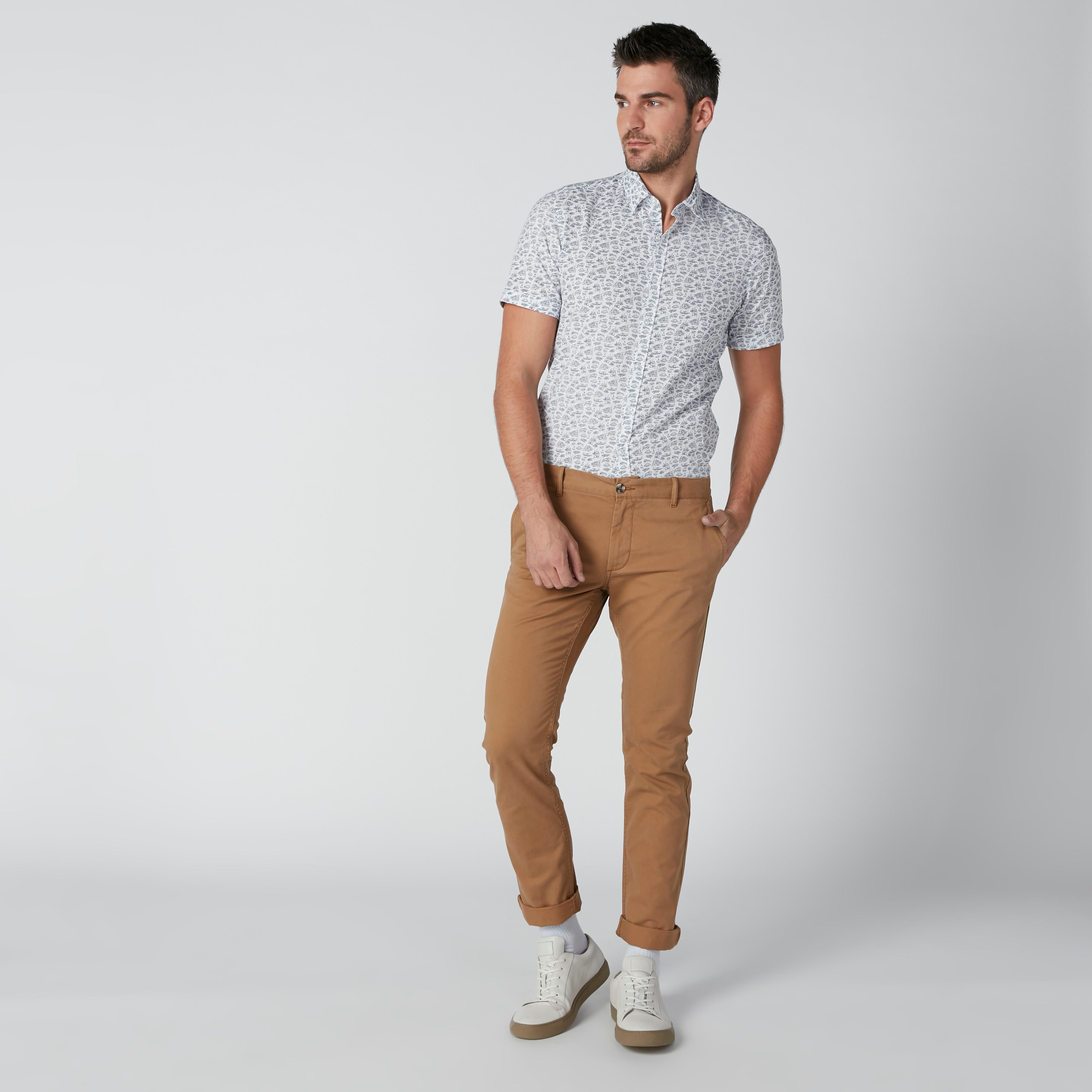 بنطال شينو طويل بقصّة سليم وجيوب-men-clothing-bottoms-trousersandchinos-trousers-image-1