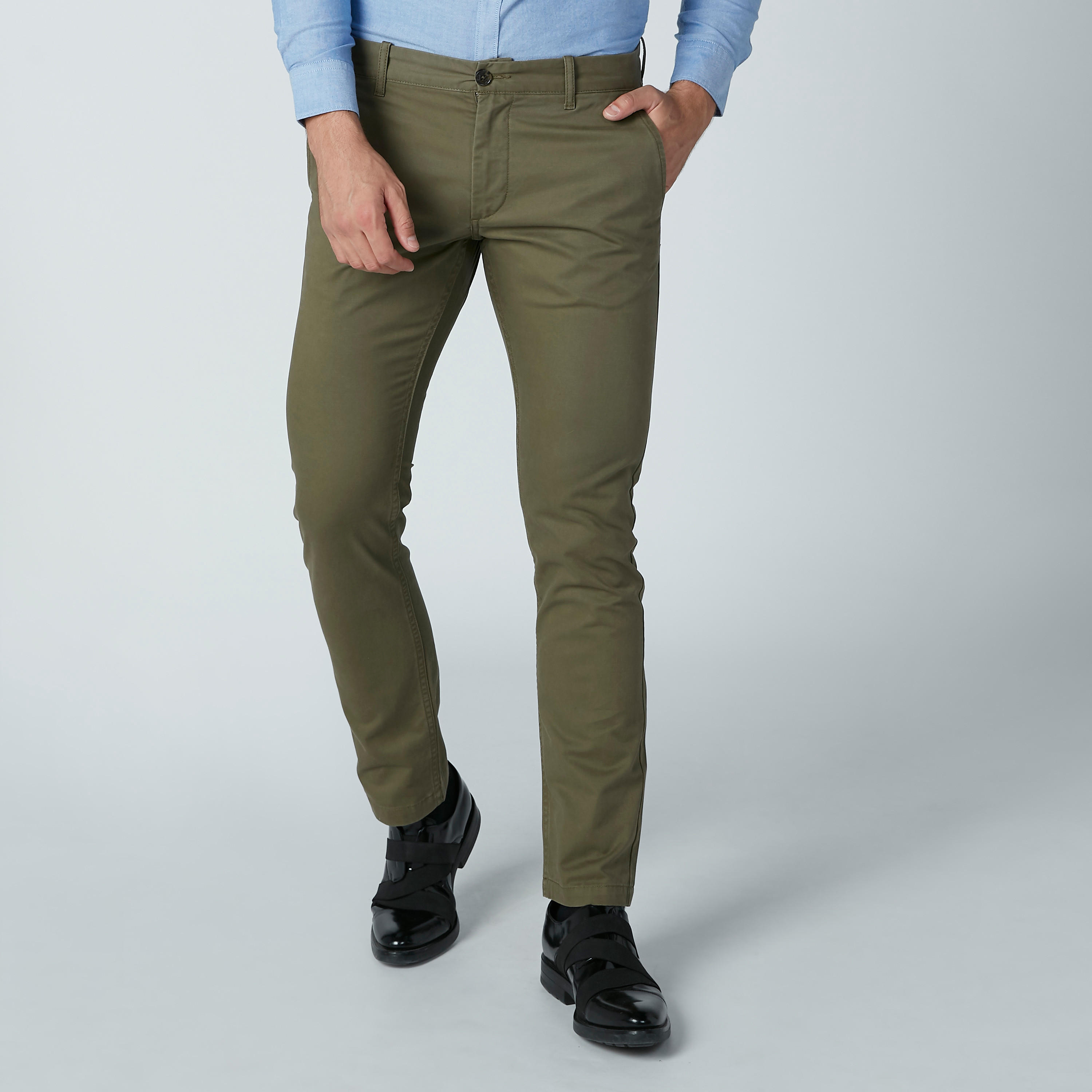 بنطال سادة بقصّة سليم وجيوب-men-clothing-bottoms-trousersandchinos-trousers-image-3