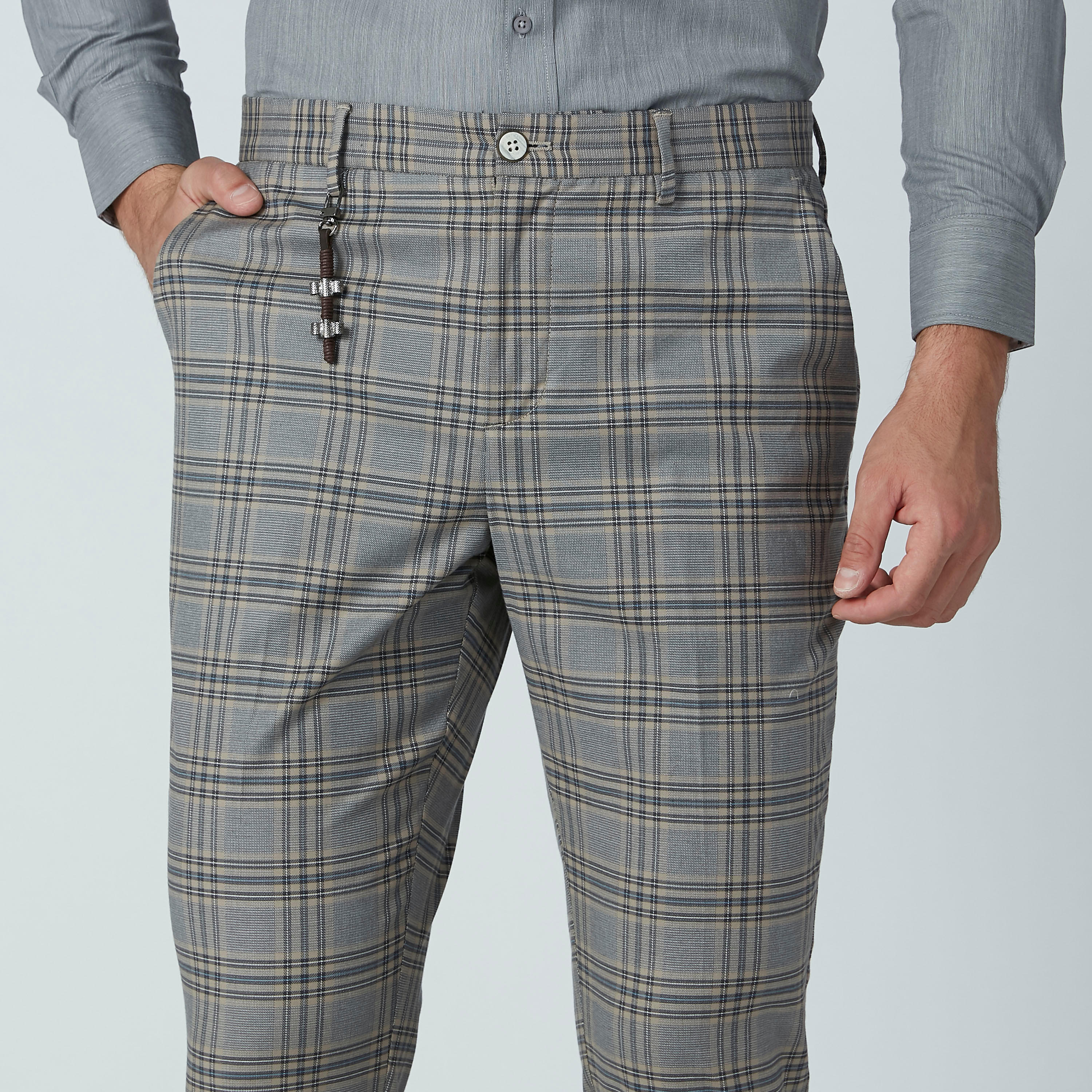 بنطال كاروهات طويل بجيوب وسلسلة-men-clothing-bottoms-trousersandchinos-trousers-image-2