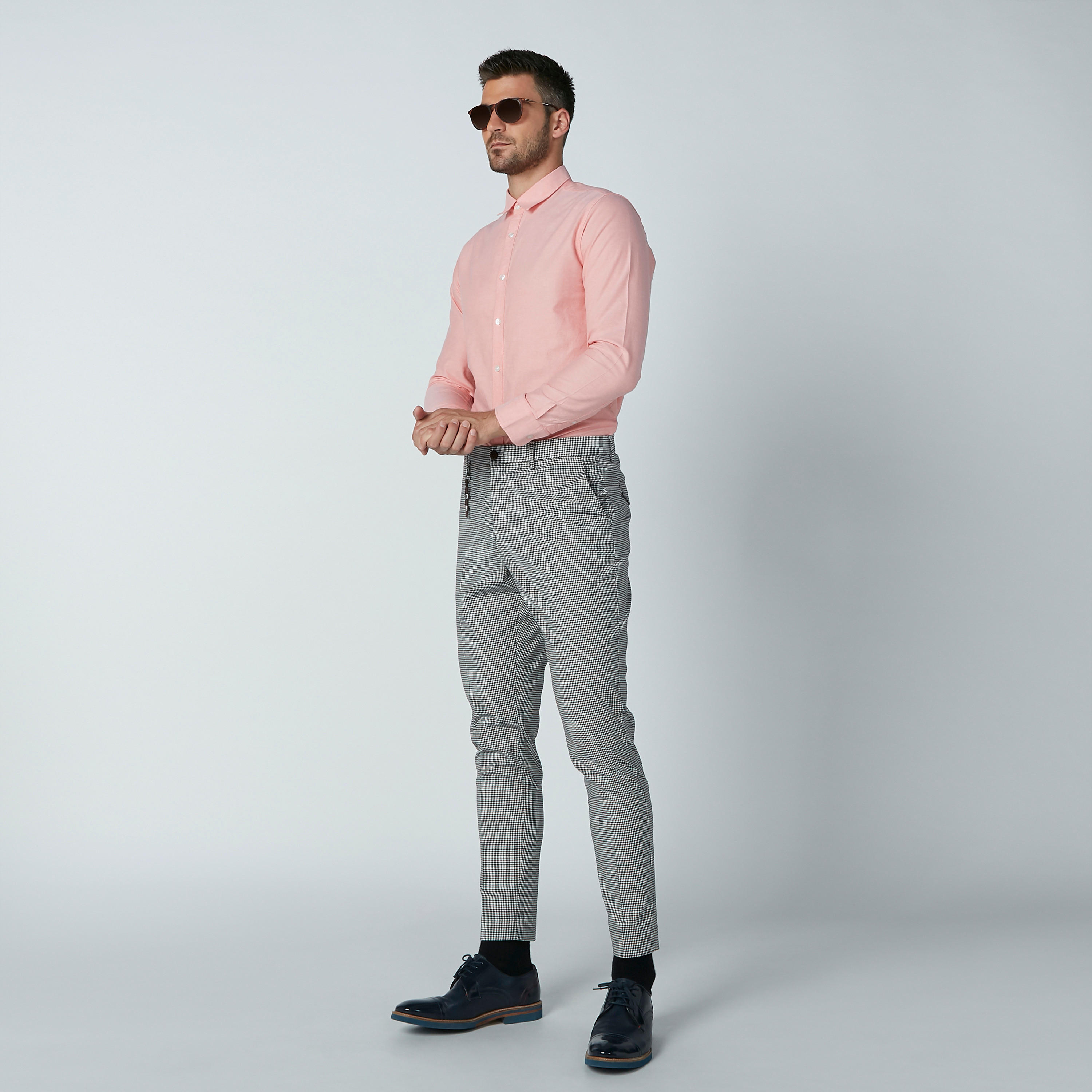 بنطال كاروهات بقصّة سليم وجيوب-men-clothing-bottoms-trousersandchinos-trousers-image-2