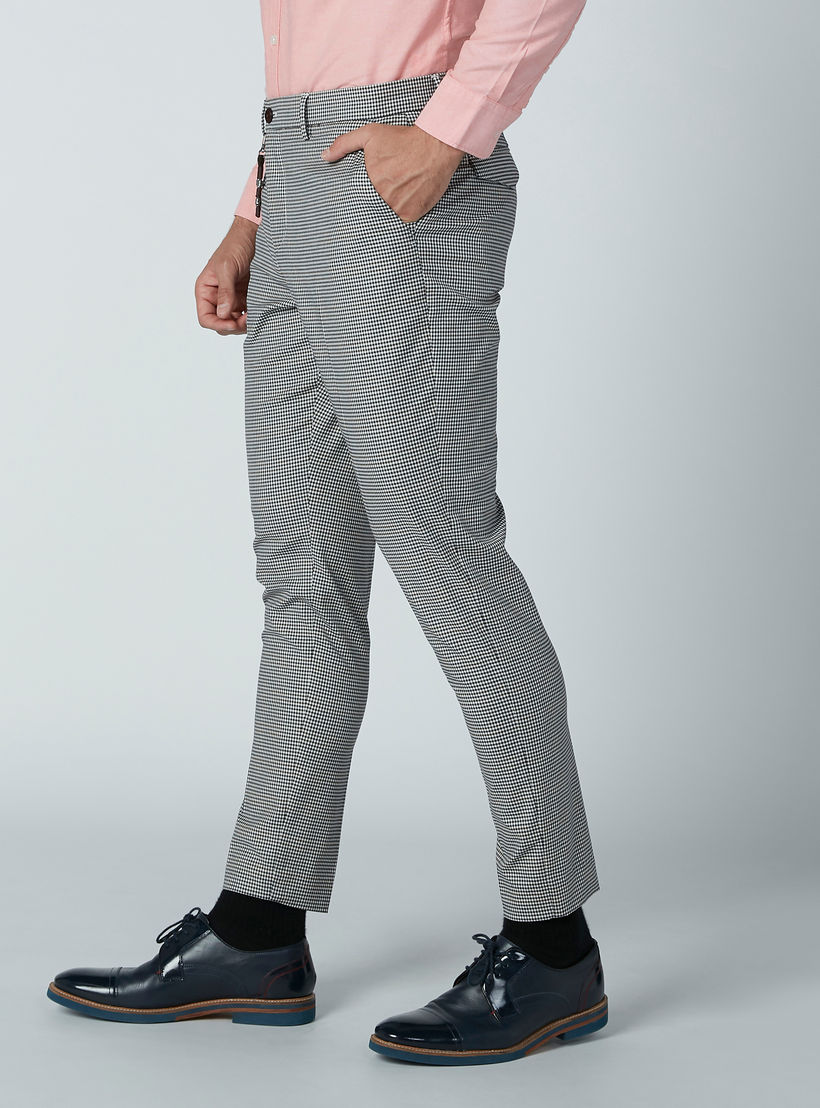 بنطال كاروهات بقصّة سليم وجيوب-men-clothing-bottoms-trousersandchinos-trousers-image-4