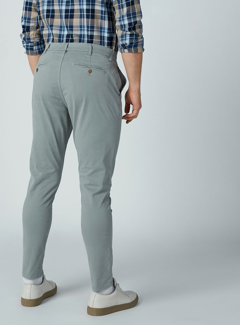بنطال شينو بقصّة سليم وجيوب وسحّاب إغلاق-men-clothing-bottoms-trousersandchinos-trousers-image-6