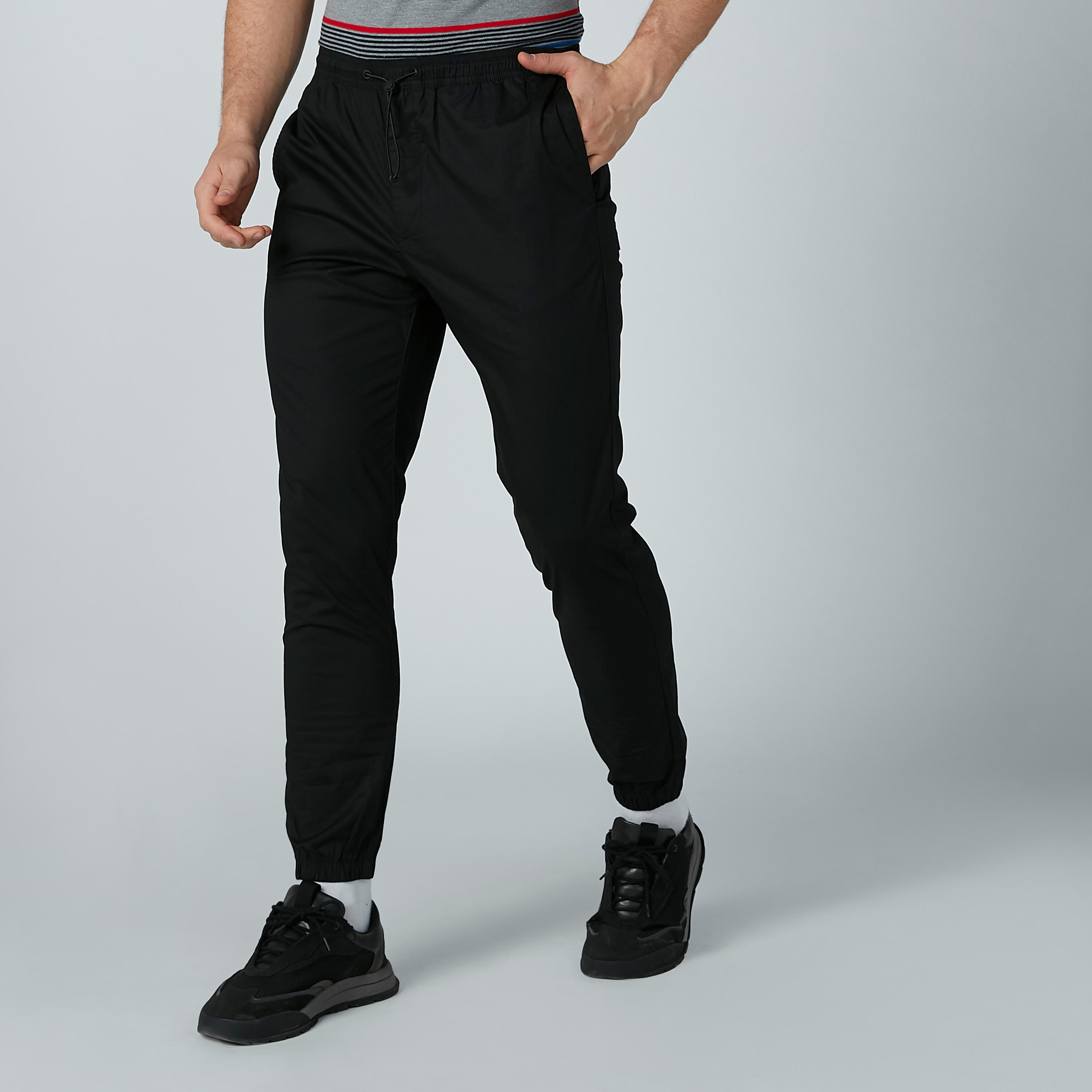 بنطال رياضي سادة طويل بجيوب-men-clothing-bottoms-joggers-image-1