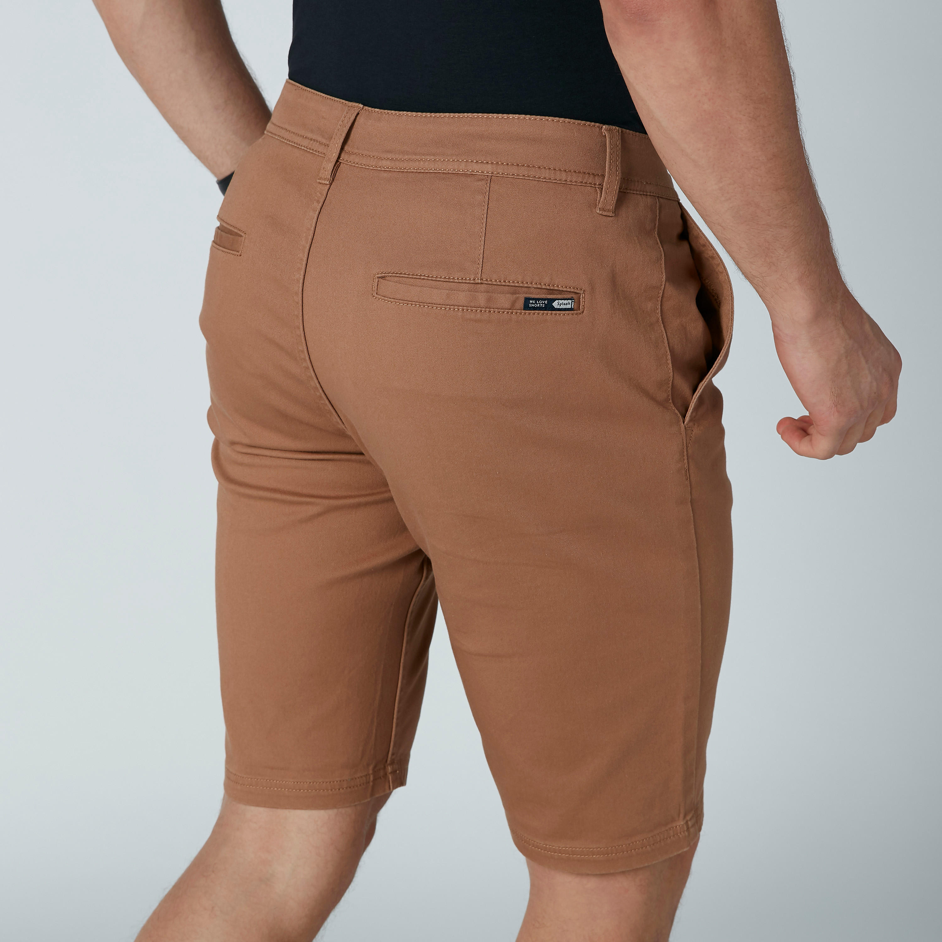 شورت مستدام بجيوب وحلقات للحزام-men-clothing-bottoms-shorts-image-3
