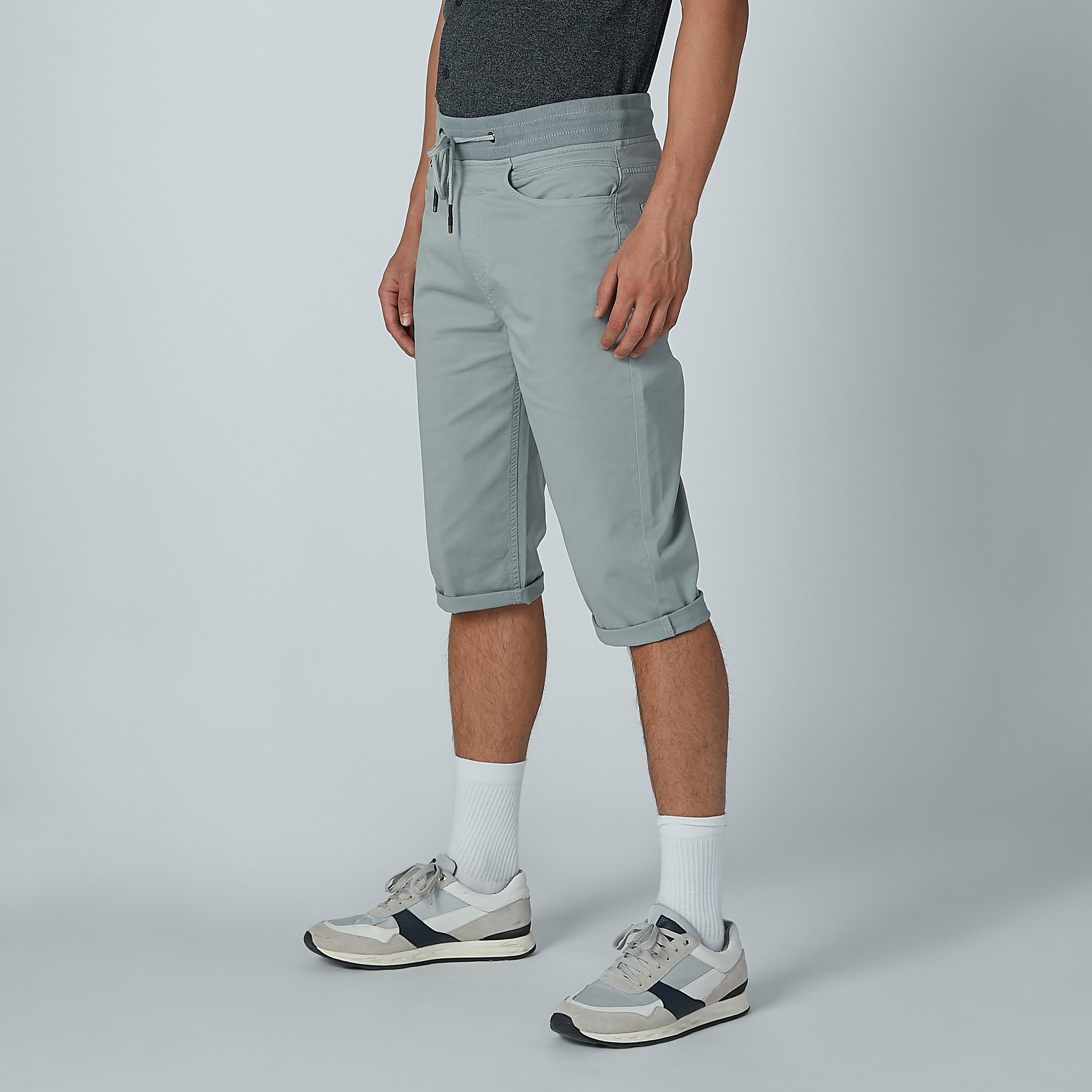 شورت سادة برباط وجيوب-men-clothing-bottoms-shorts-image-4
