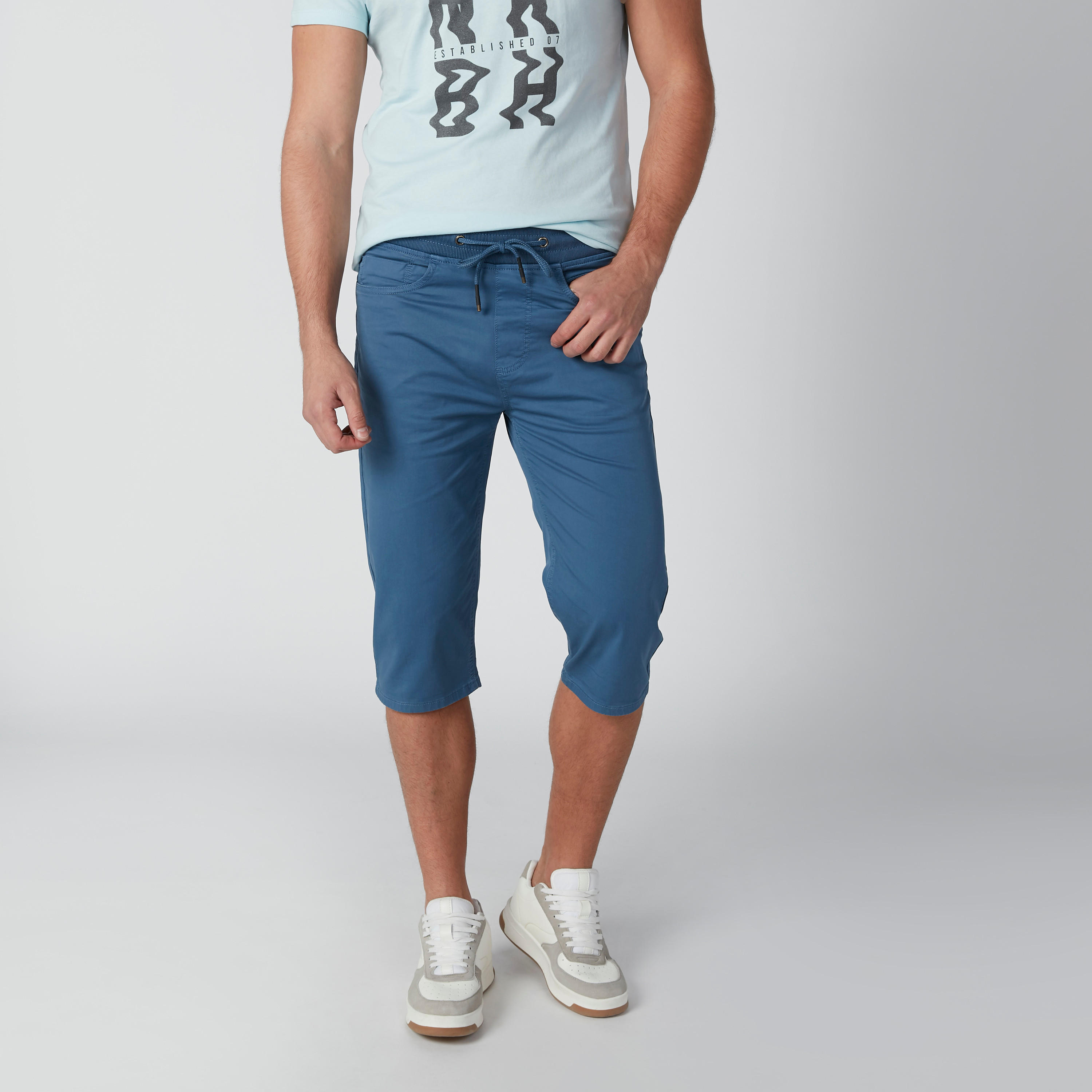 شورت بقصّة سكيني ورباط وجيوب-men-clothing-bottoms-shorts-image-2