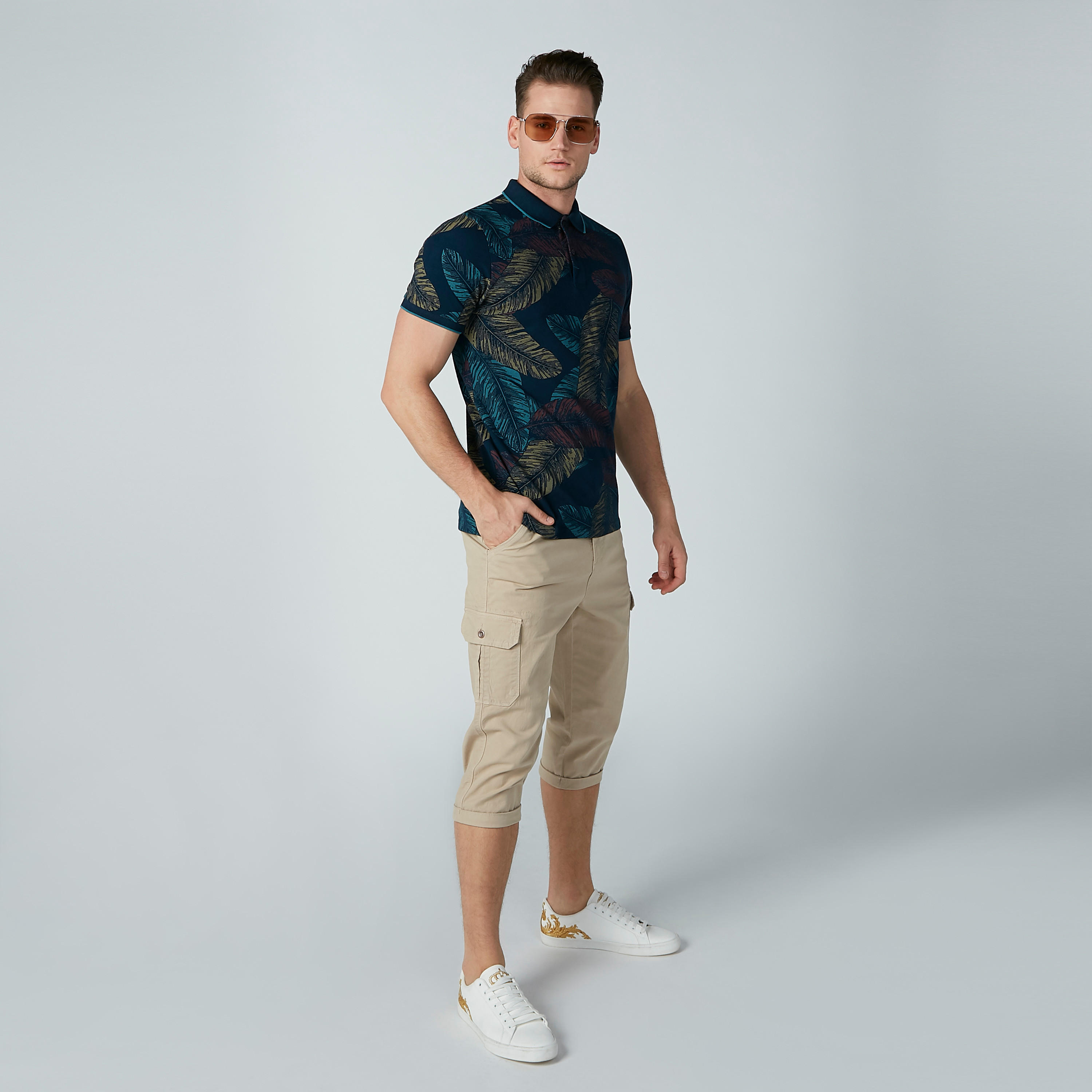 شورت سادة بجيوب-men-clothing-bottoms-shorts-image-2
