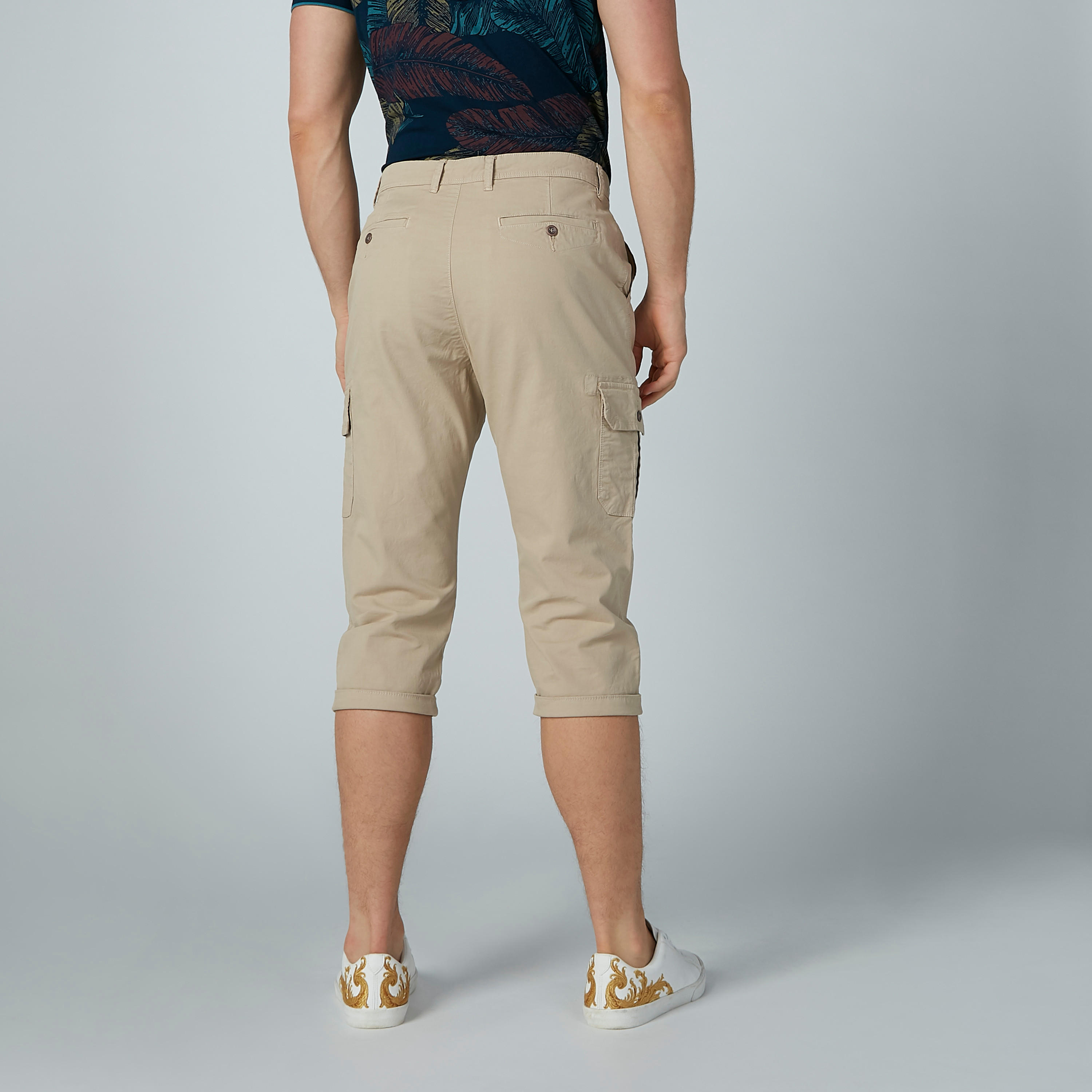 شورت سادة بجيوب-men-clothing-bottoms-shorts-image-5
