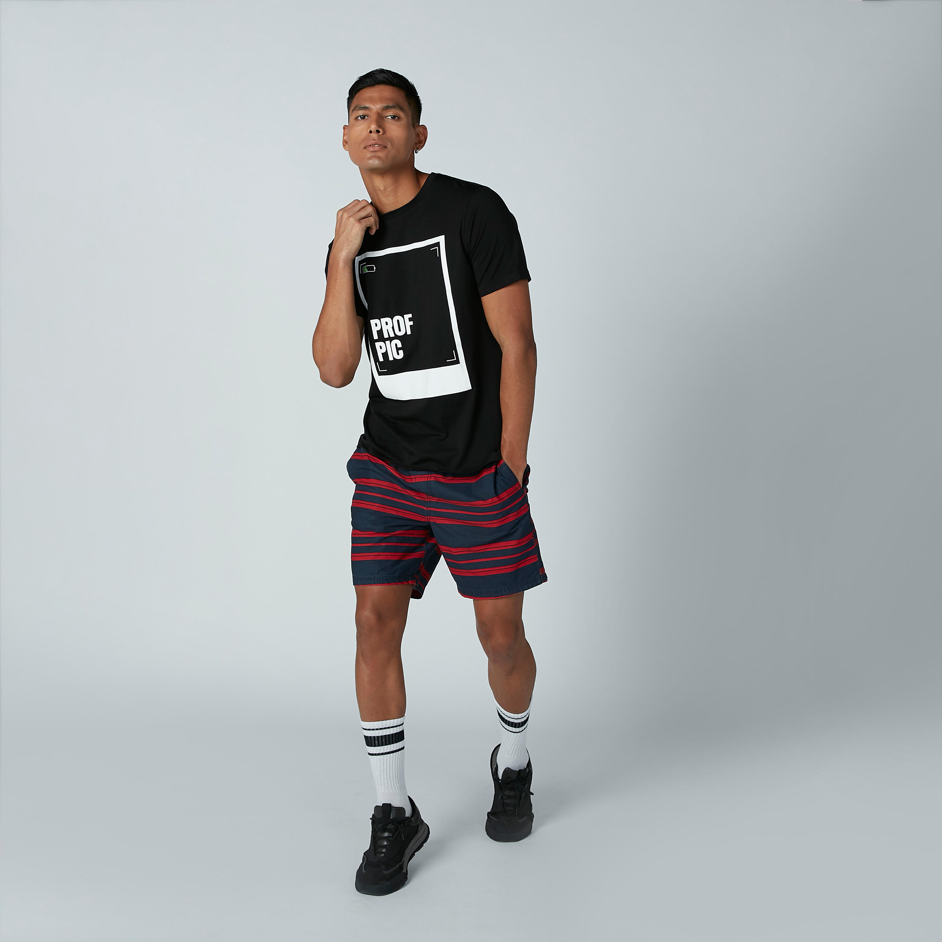 شورت مقلّم برباط وجيوب-men-clothing-bottoms-shorts-image-2