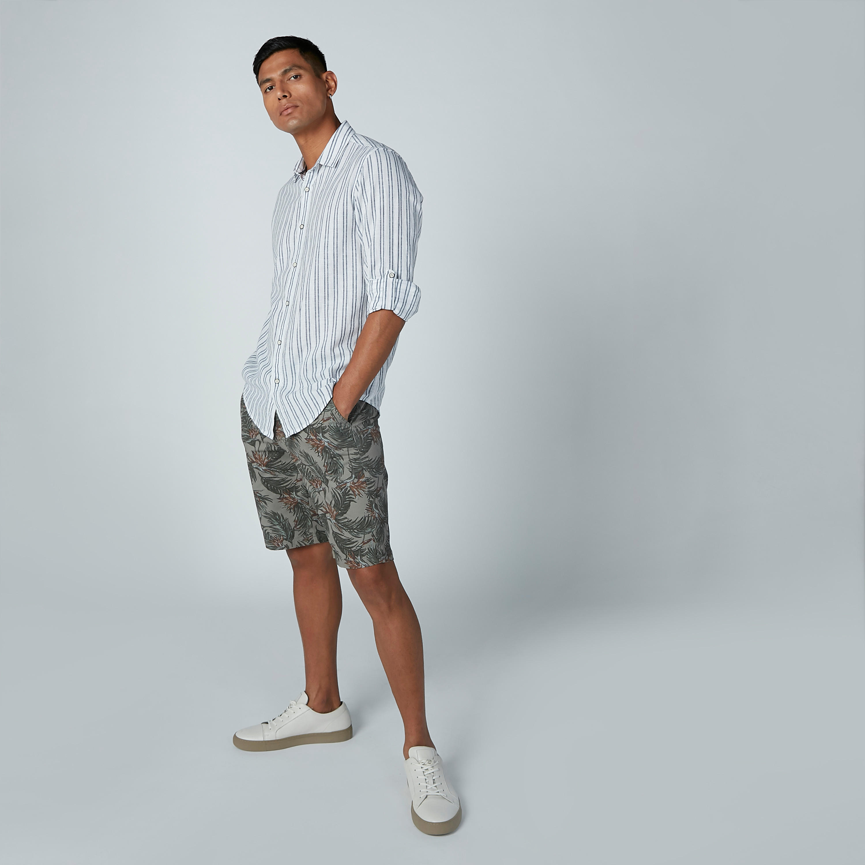 شورت بجيوب وطبعات-men-clothing-bottoms-shorts-image-1