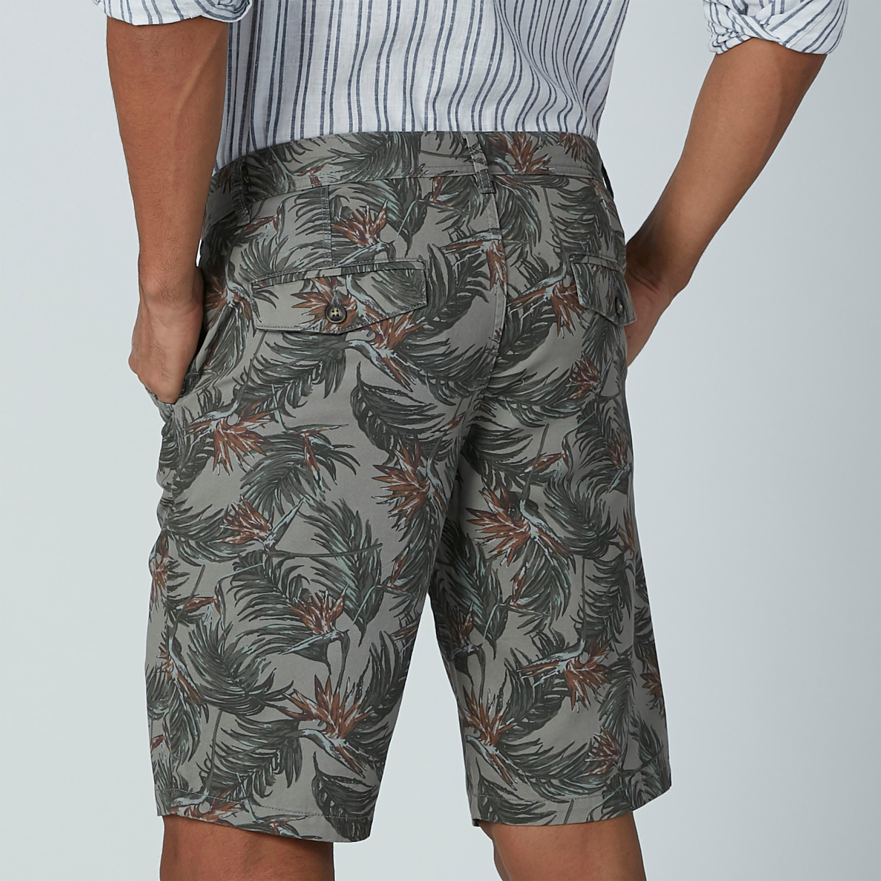 شورت بجيوب وطبعات-men-clothing-bottoms-shorts-image-4