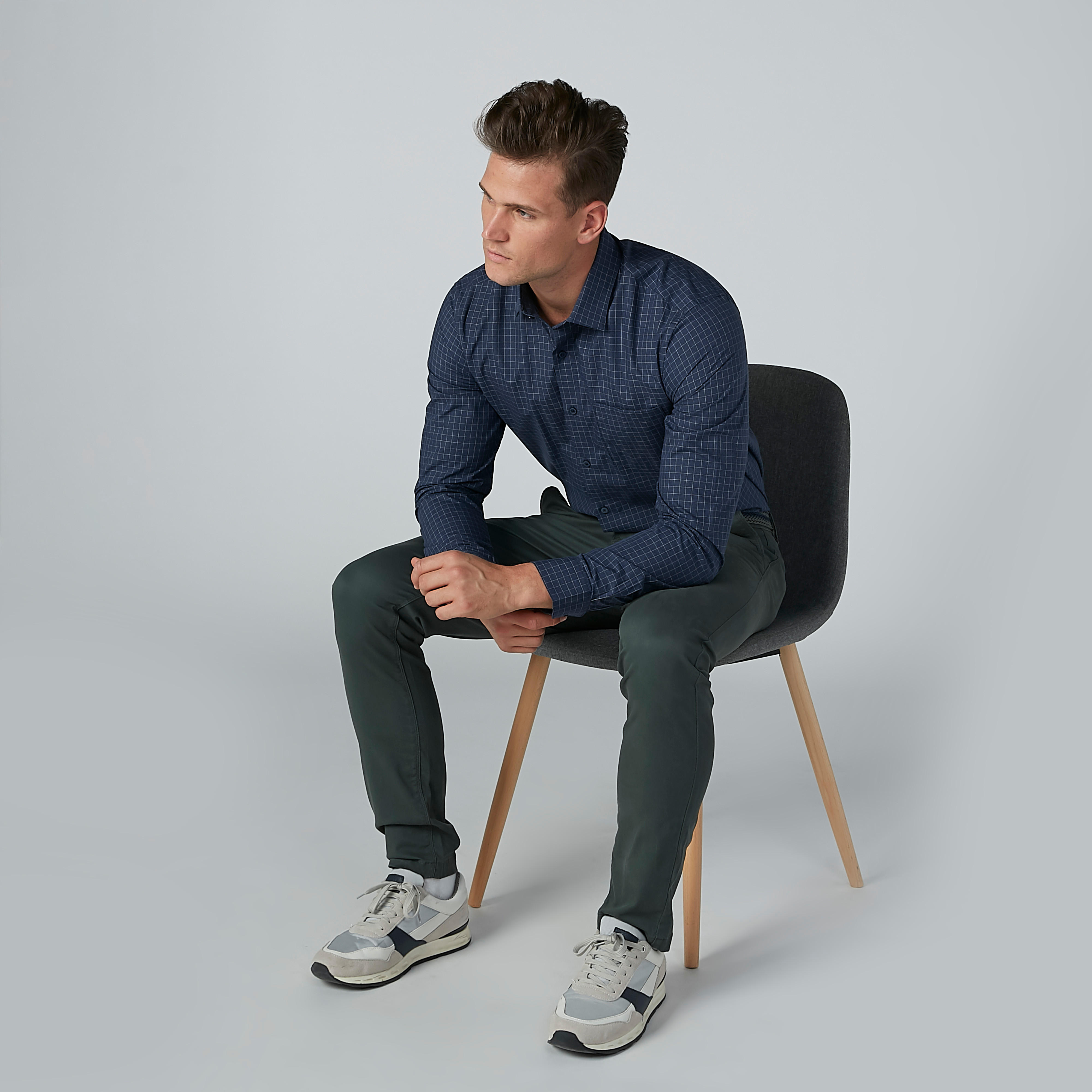 بنطال شينو سادة بجيوب-men-clothing-bottoms-trousersandchinos-trousers-image-2