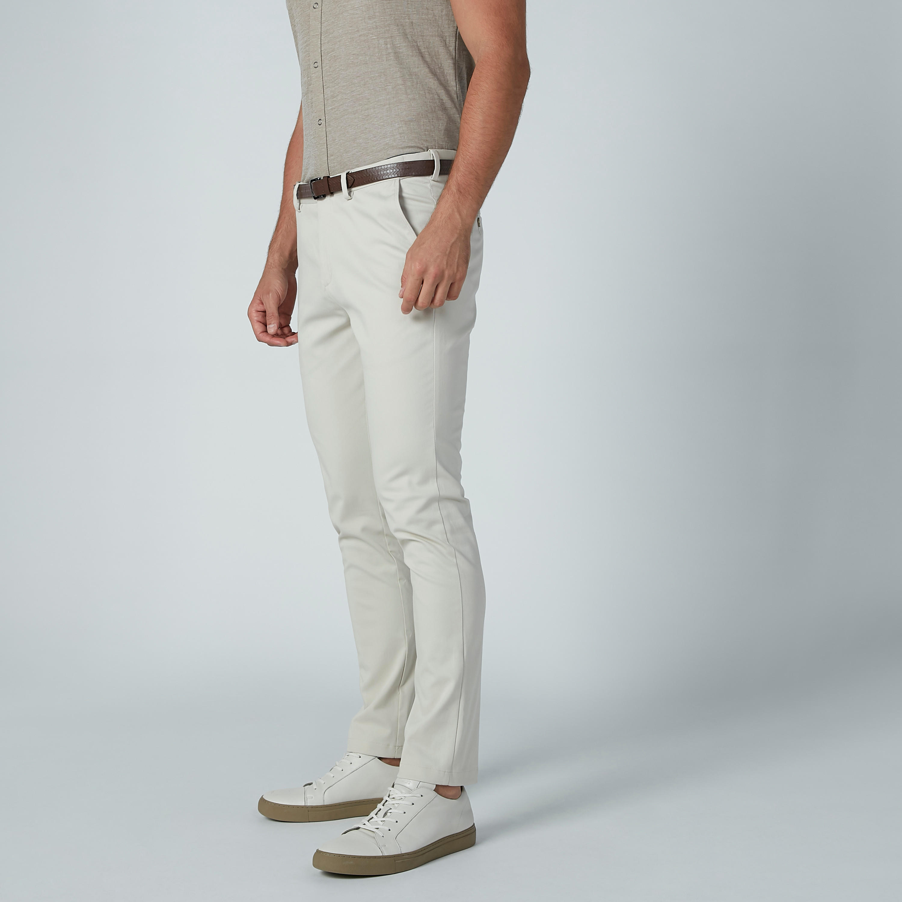 بنطال رسمي سادة بجيوب وحلقات للحزام-men-clothing-bottoms-trousersandchinos-trousers-image-1