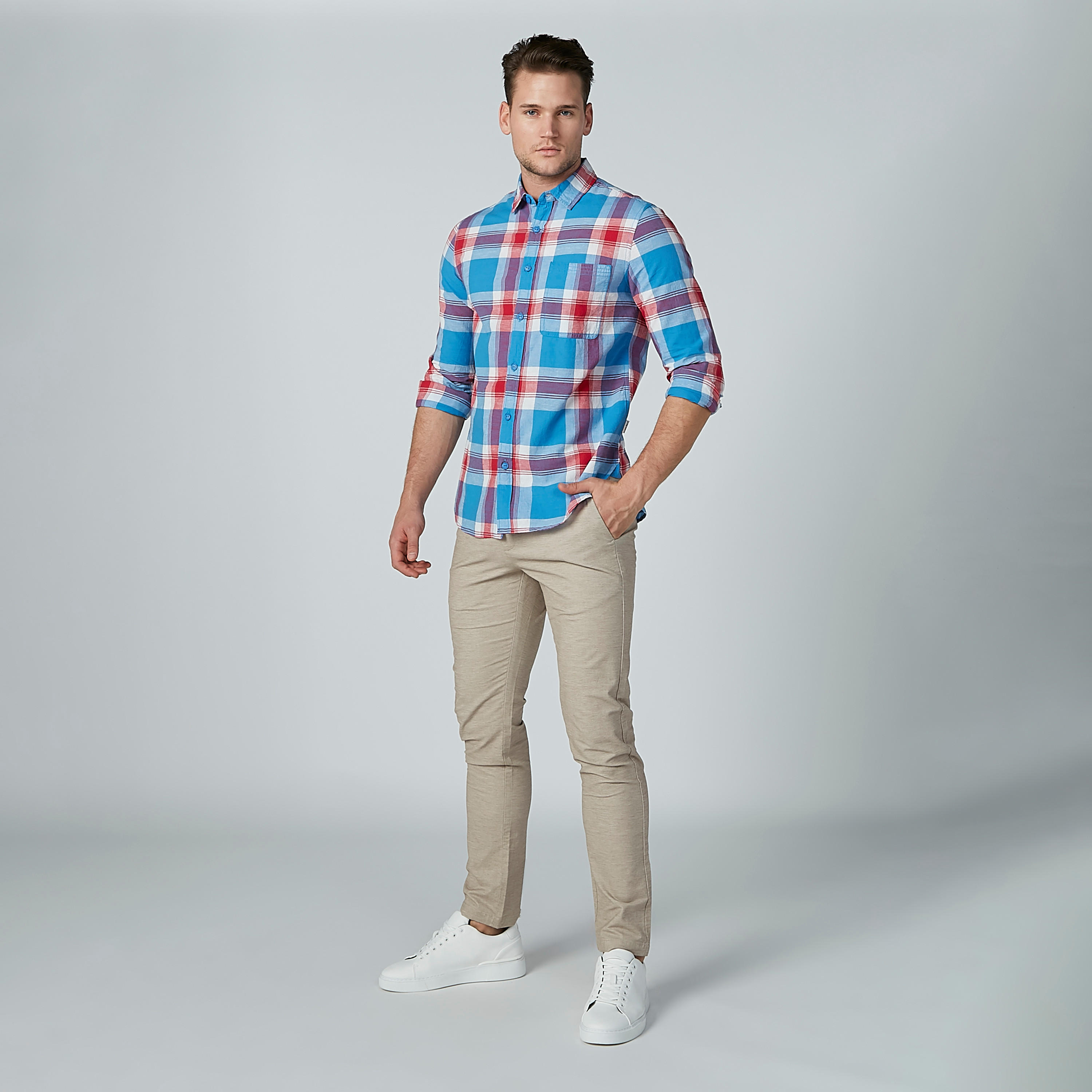 بنطال شينو طويل سادة بجيوب-men-clothing-bottoms-trousersandchinos-trousers-image-2