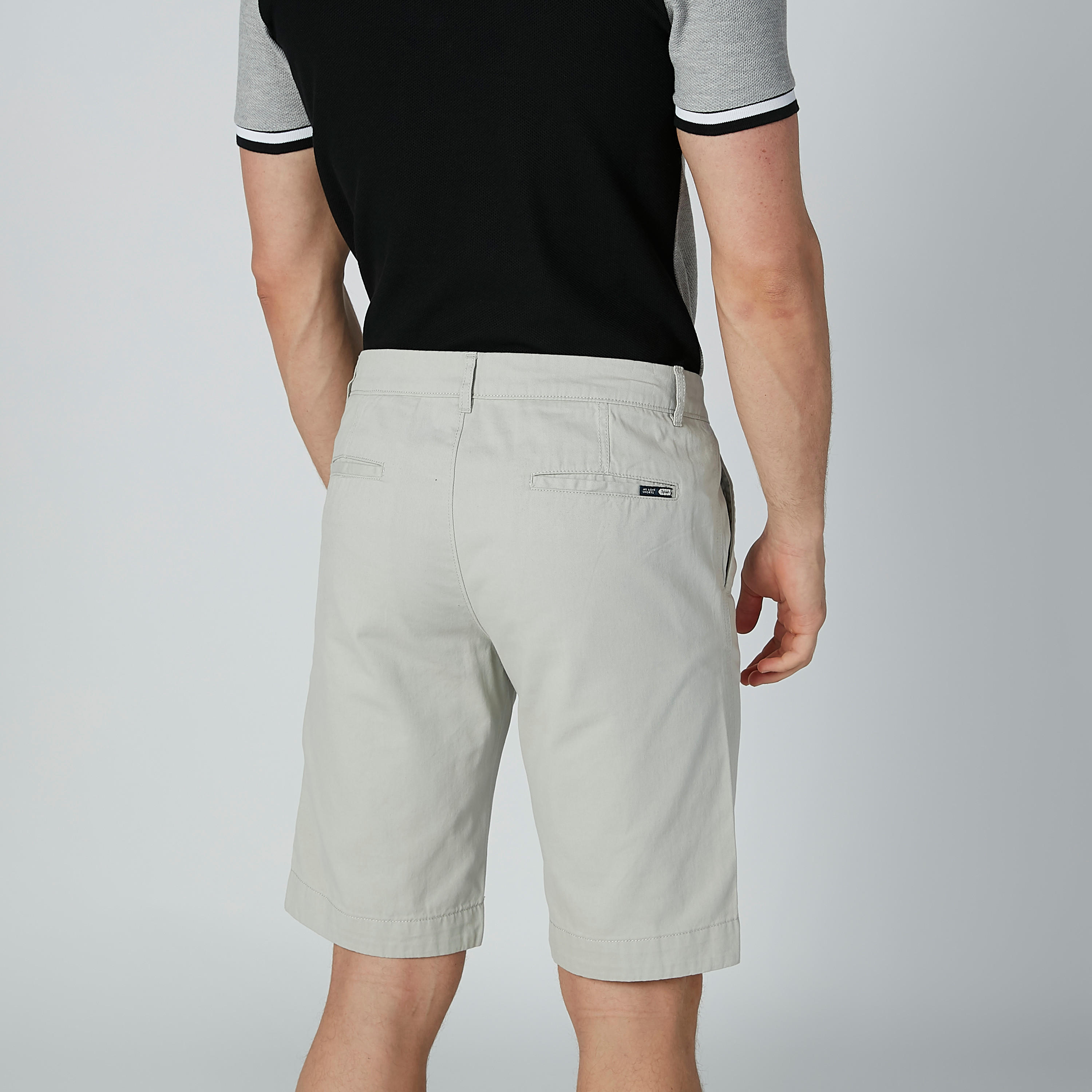 شورت سادة بجيوب-men-clothing-bottoms-shorts-image-4