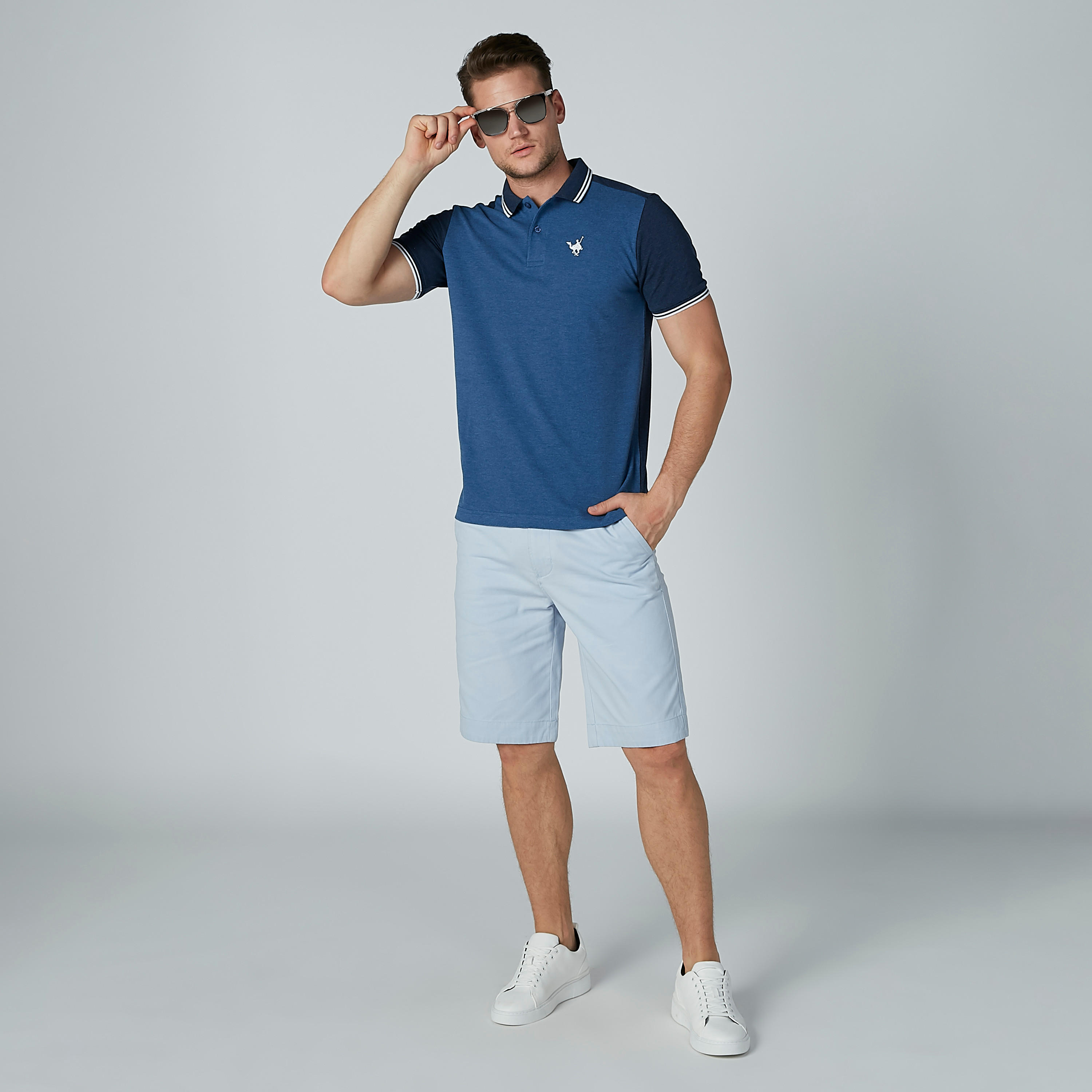 شورت سادة بجيوب-men-clothing-bottoms-shorts-image-2