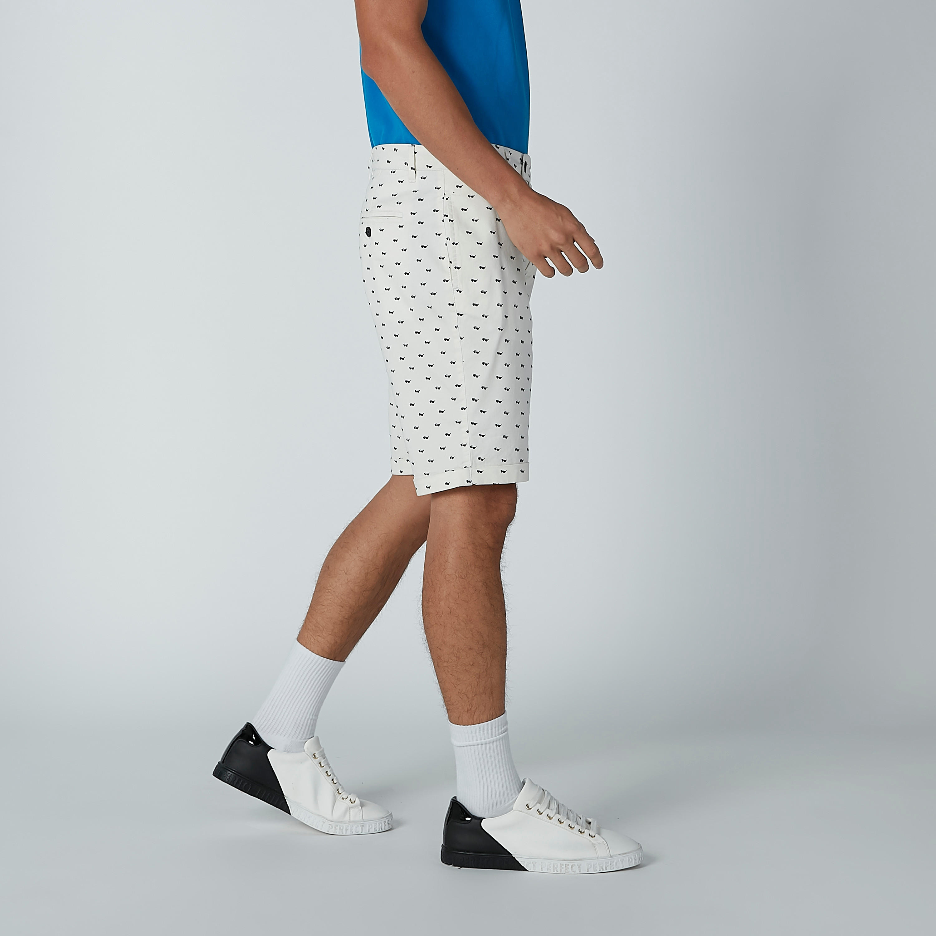 شورت بجيوب وحلقات حزام وطبعات-men-clothing-bottoms-shorts-image-3
