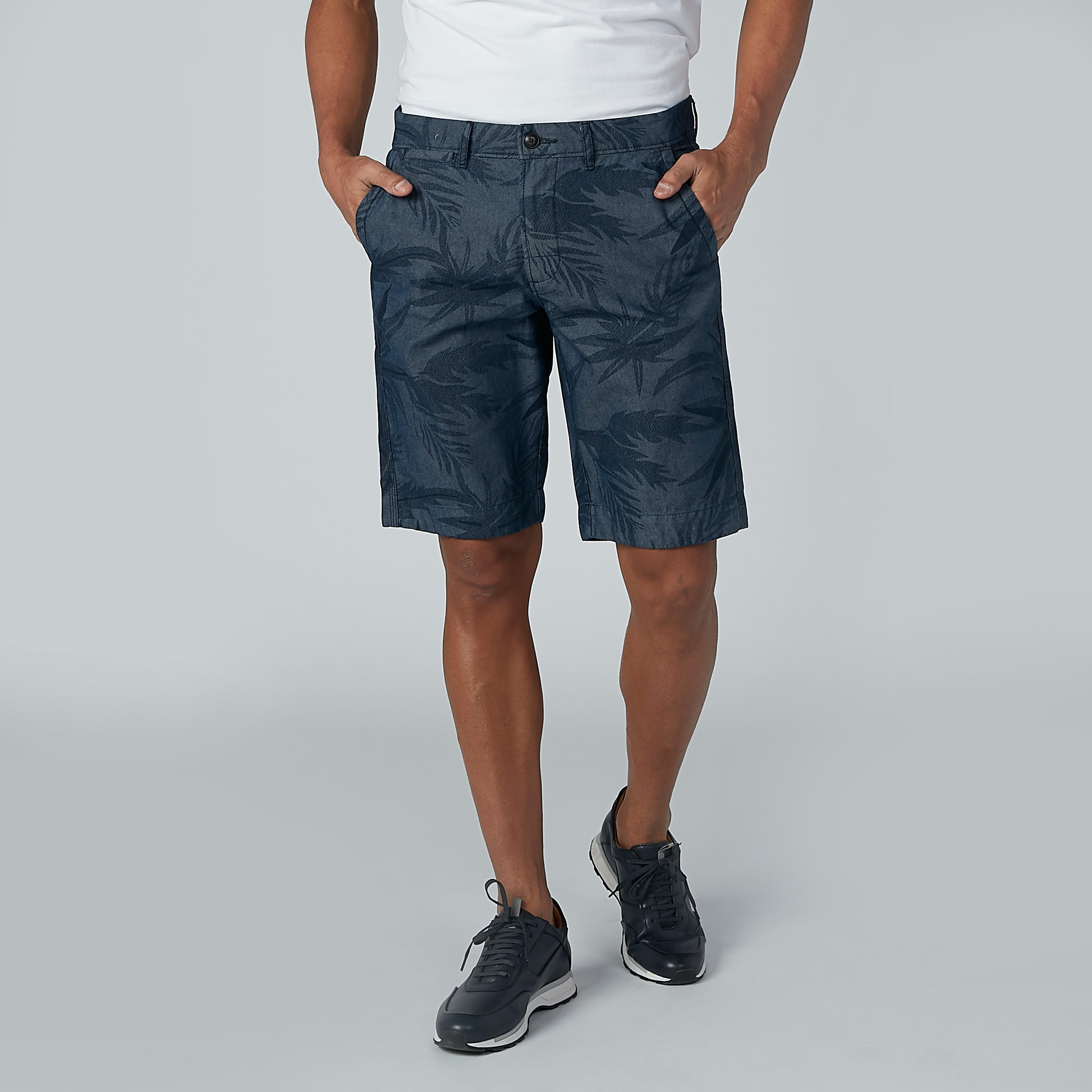 شورت بتفاصيل جيوب وطبعات-men-clothing-bottoms-shorts-image-1