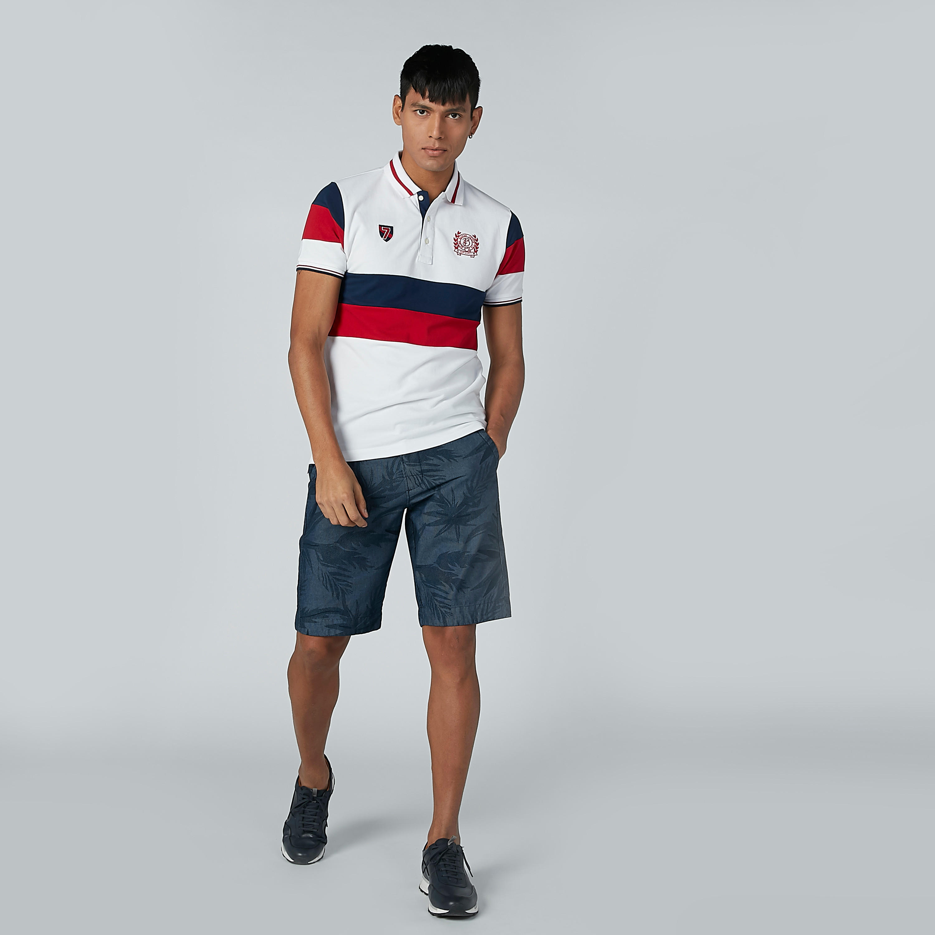 شورت بتفاصيل جيوب وطبعات-men-clothing-bottoms-shorts-image-2