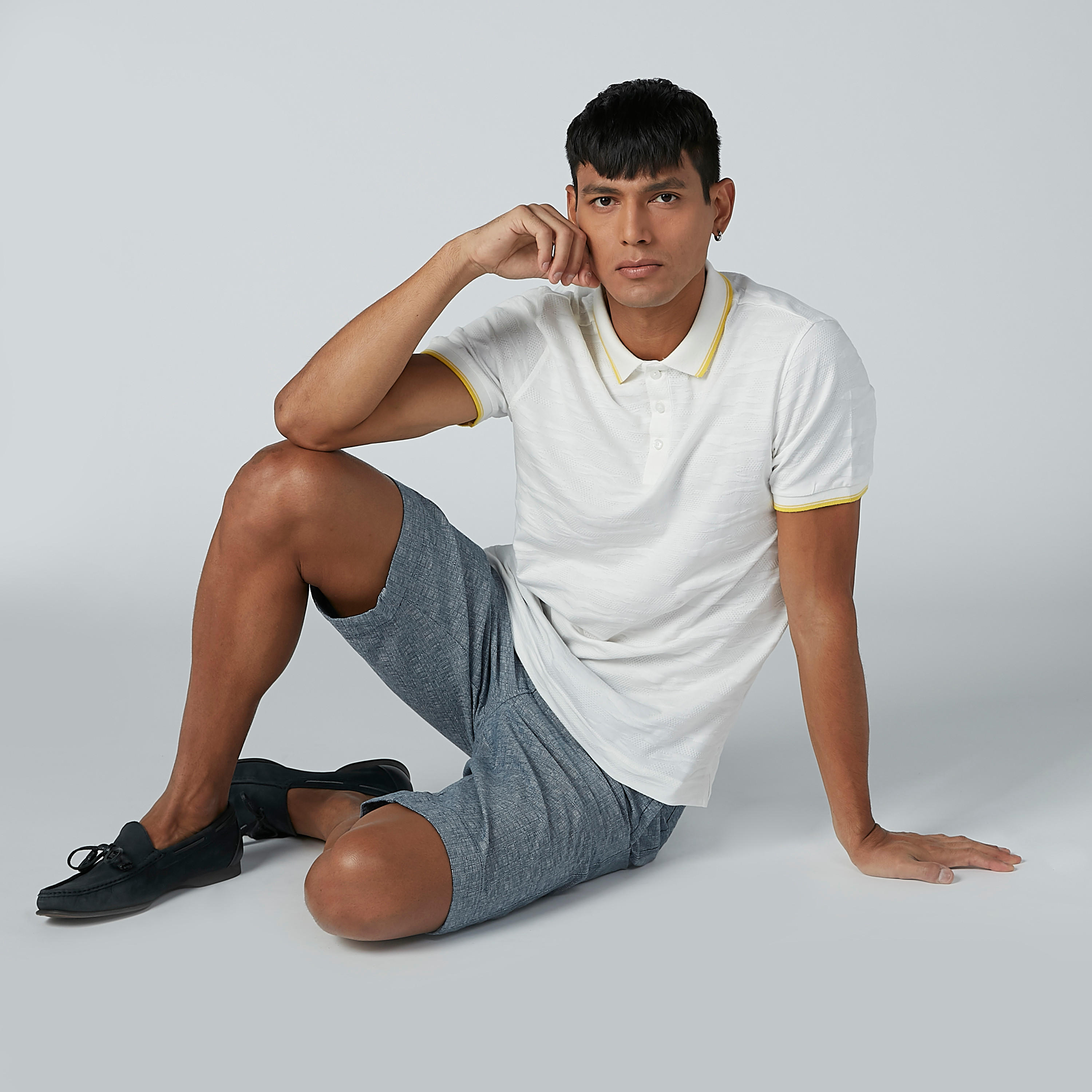 شورت بارز الملمس بجيوب-men-clothing-bottoms-shorts-image-6