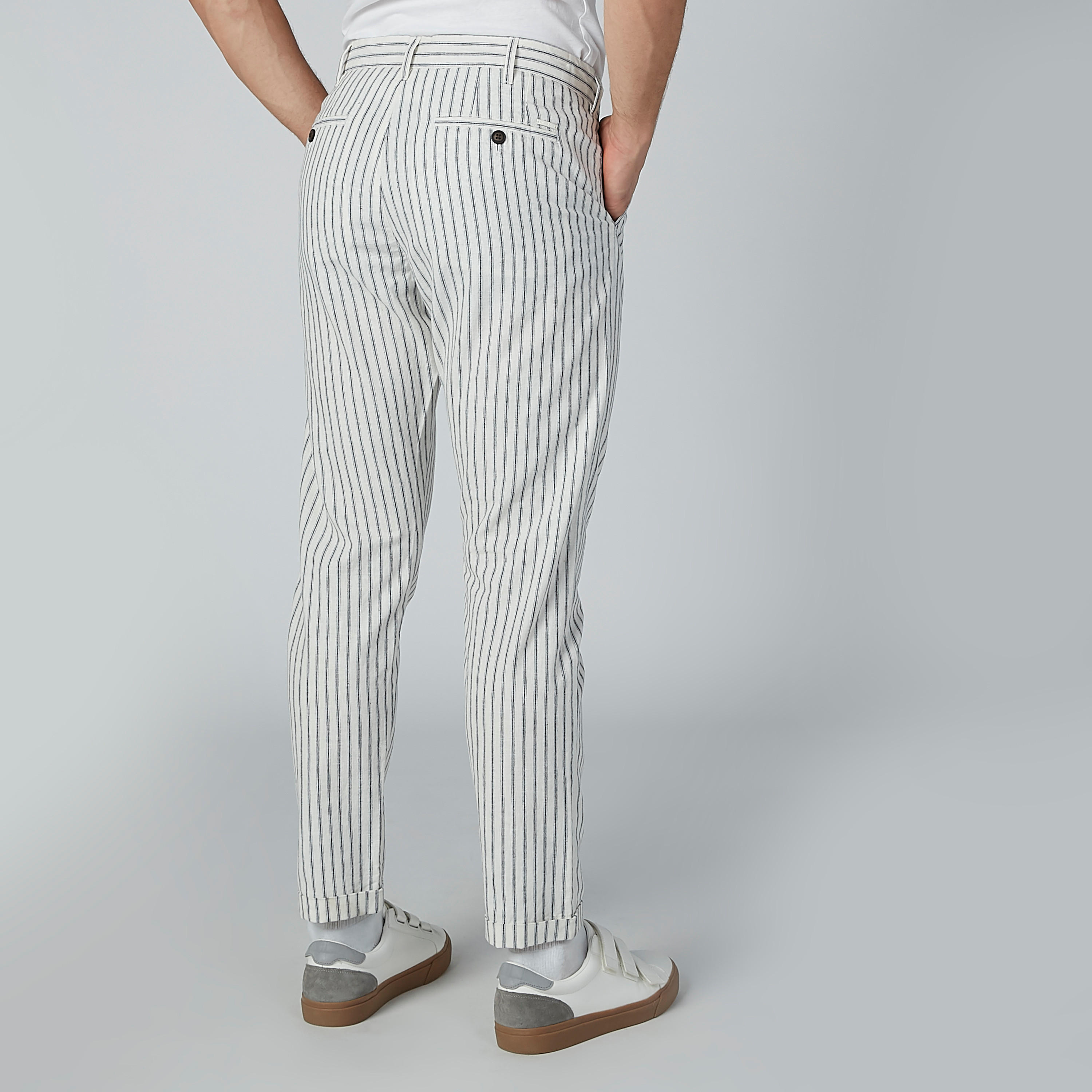 بنطال مقلم بجيوب-men-clothing-bottoms-trousersandchinos-trousers-image-5