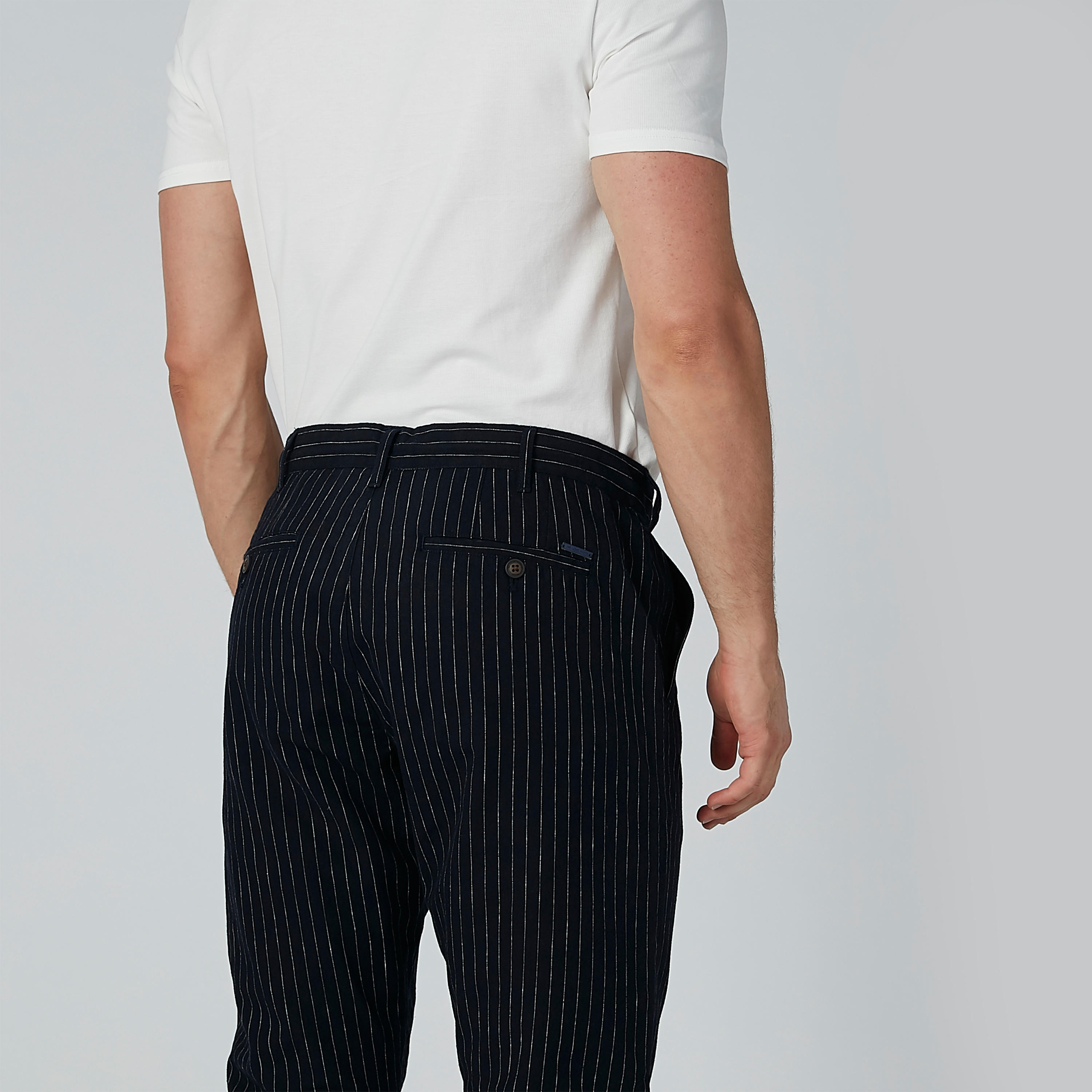بنطال مقلم بجيوب-men-clothing-bottoms-trousersandchinos-trousers-image-6