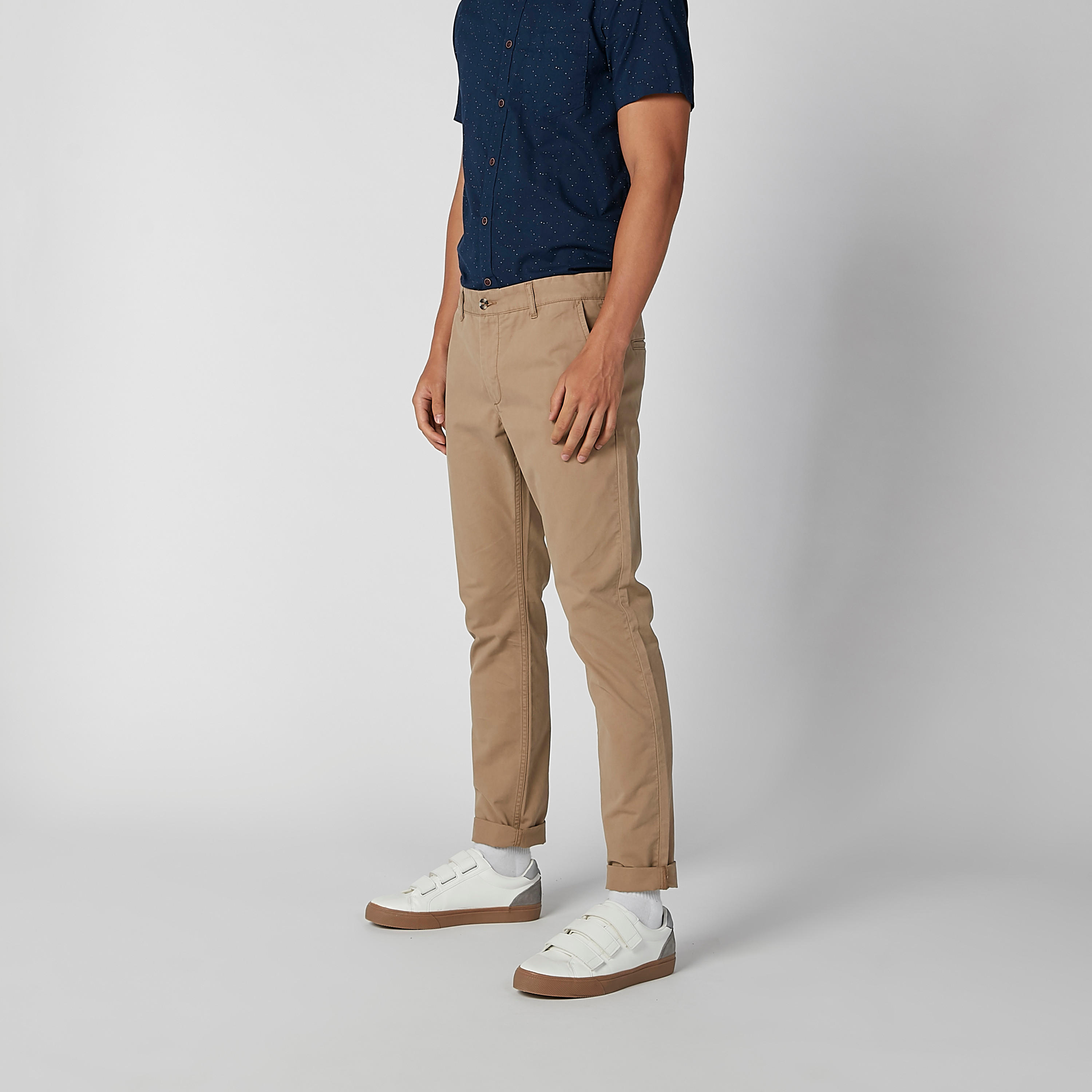 بنطال طويل سادة بجيوب وحلقات للحزام-men-clothing-bottoms-trousersandchinos-trousers-image-1