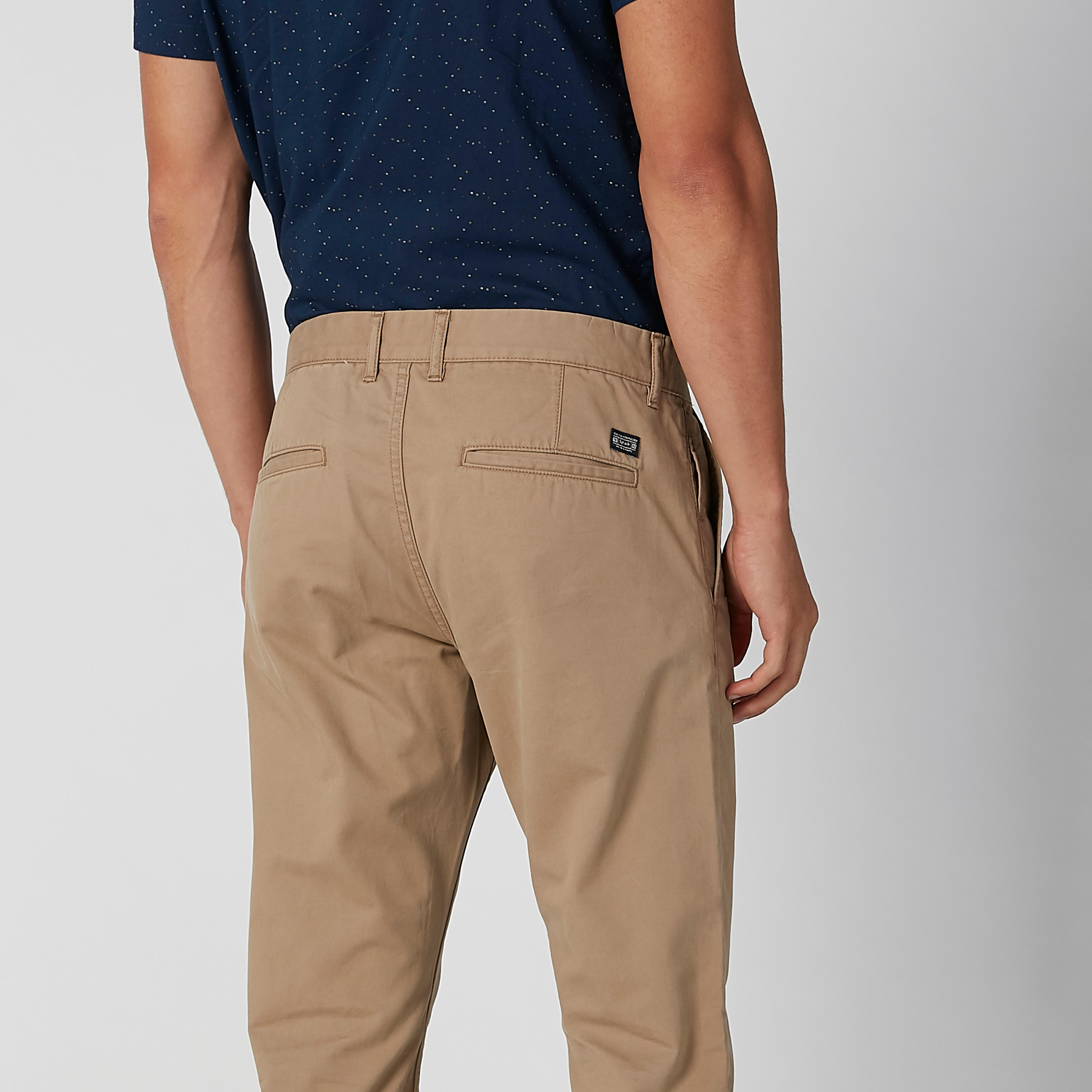 بنطال طويل سادة بجيوب وحلقات للحزام-men-clothing-bottoms-trousersandchinos-trousers-image-5