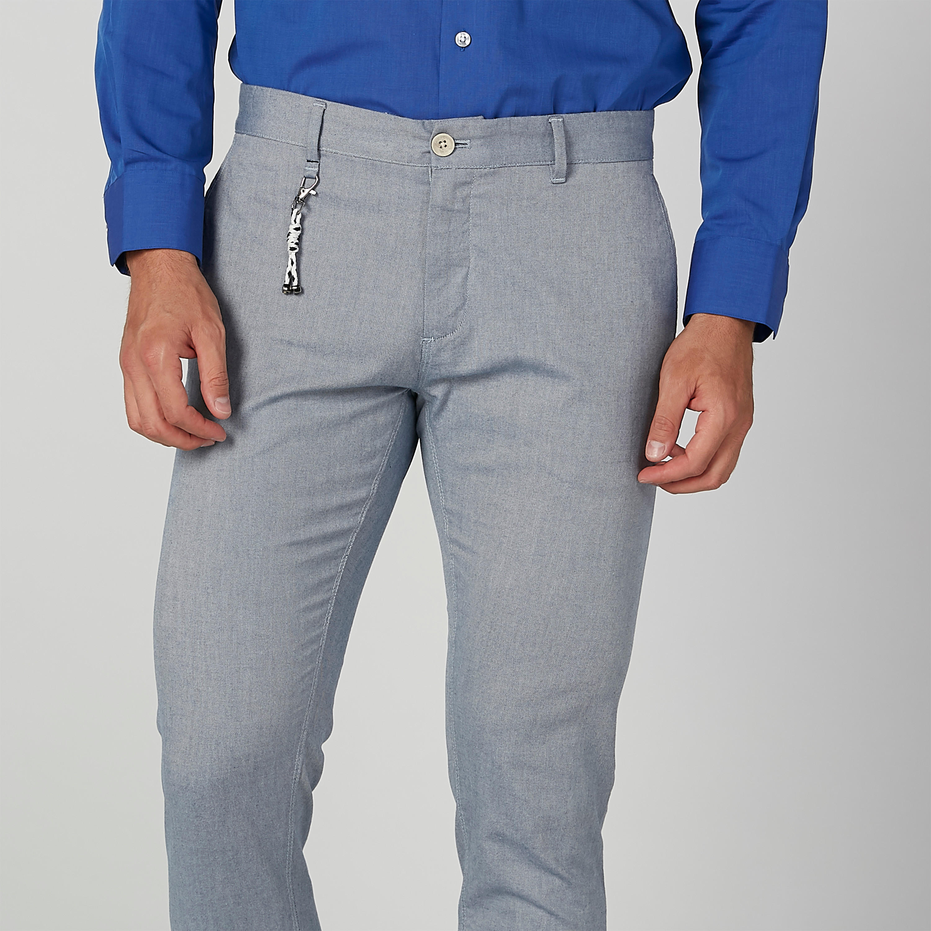 بنطال شينو طويل سادة بقصّة سليم وخصر متوسط الارتفاع وجيوب-men-clothing-bottoms-trousersandchinos-trousers-image-3