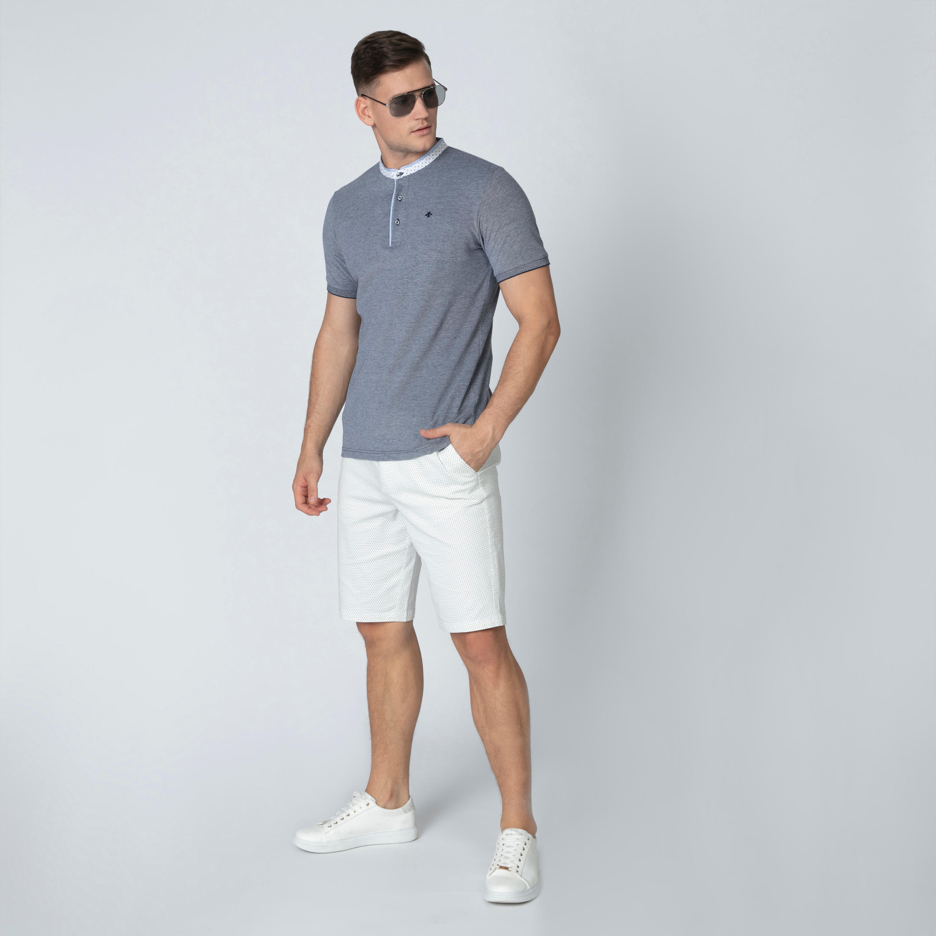 شورت مستدام سليم بخصر متوسط الارتفاع وجيوب-men-clothing-bottoms-shorts-image-1
