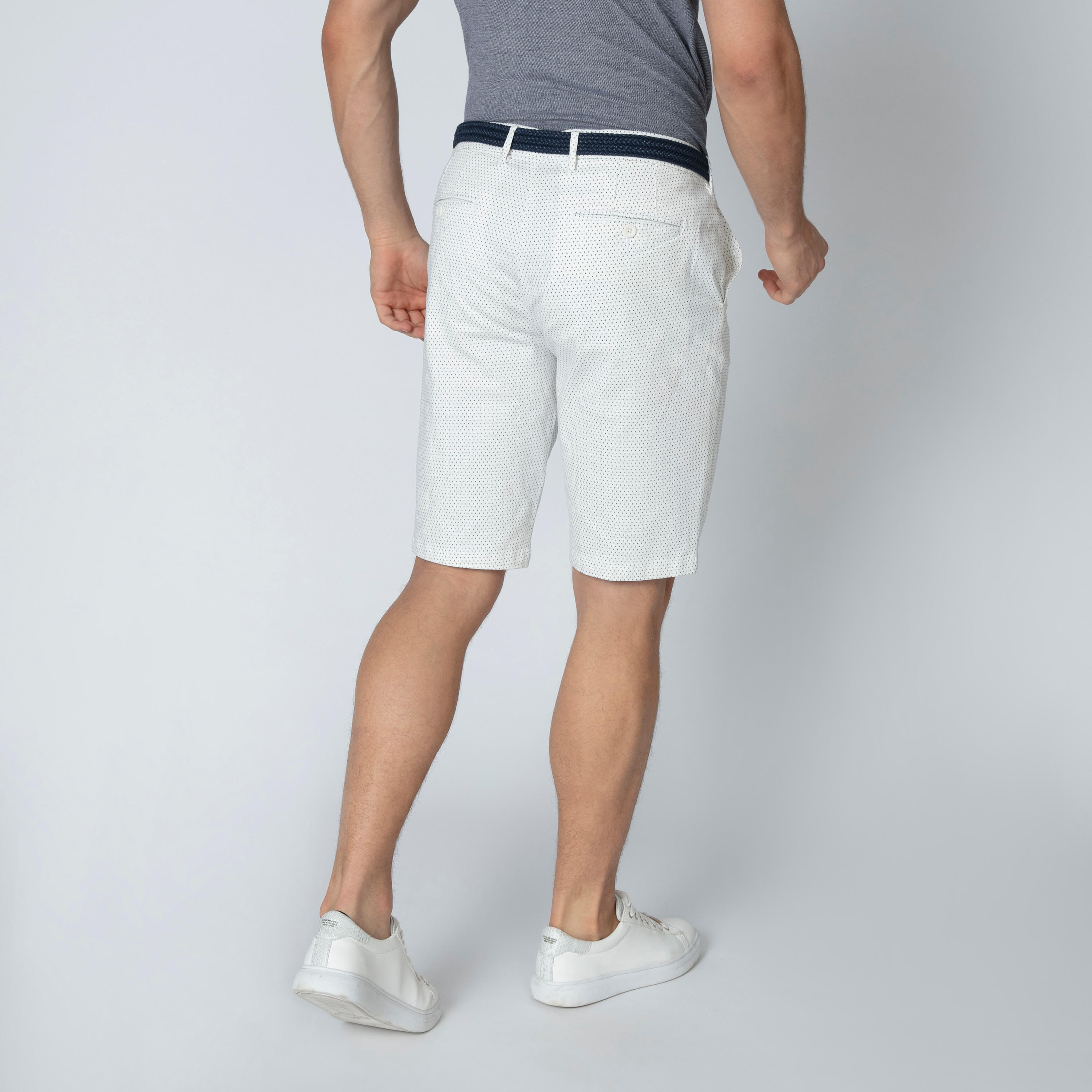 شورت مستدام سليم بخصر متوسط الارتفاع وجيوب-men-clothing-bottoms-shorts-image-2