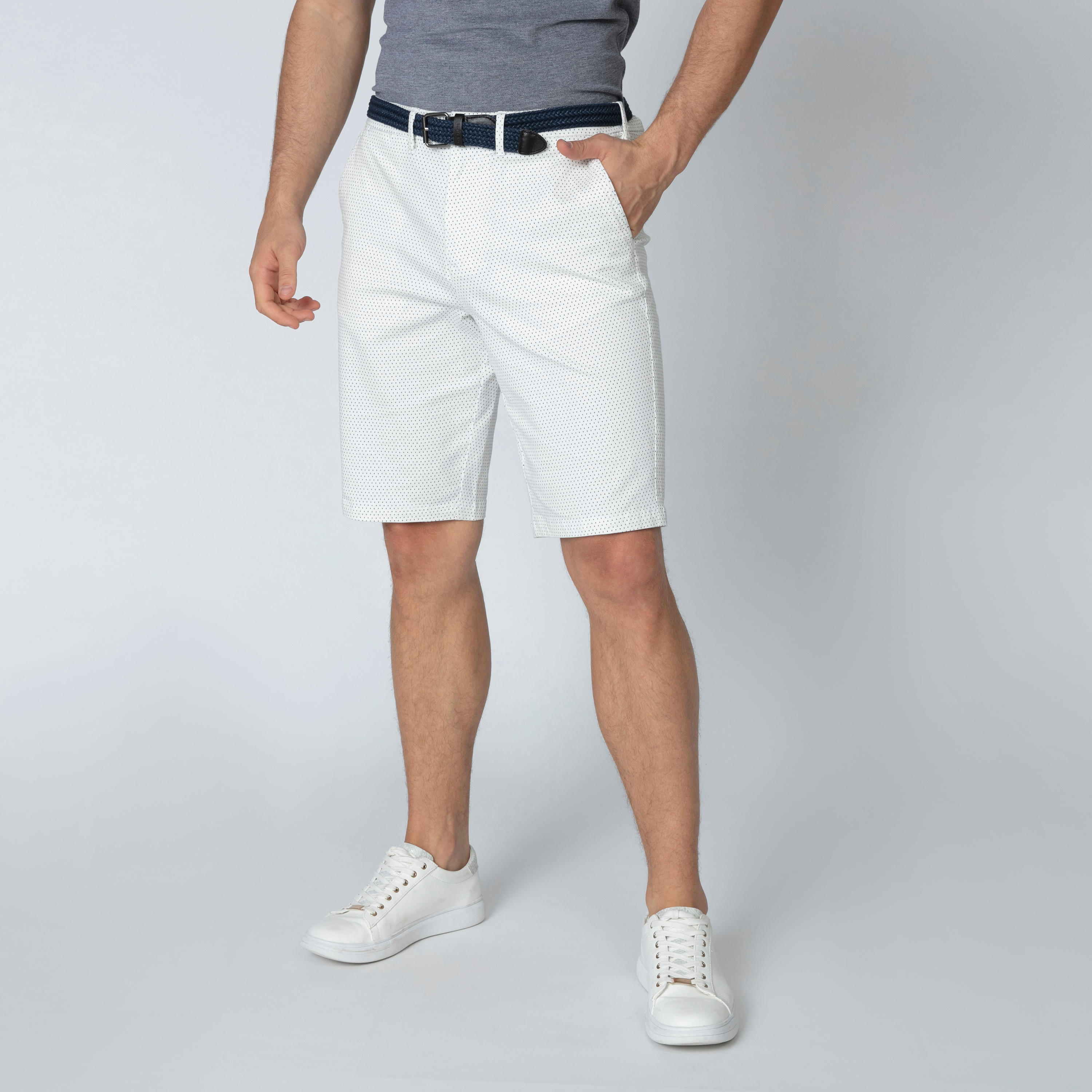 شورت مستدام سليم بخصر متوسط الارتفاع وجيوب-men-clothing-bottoms-shorts-image-3
