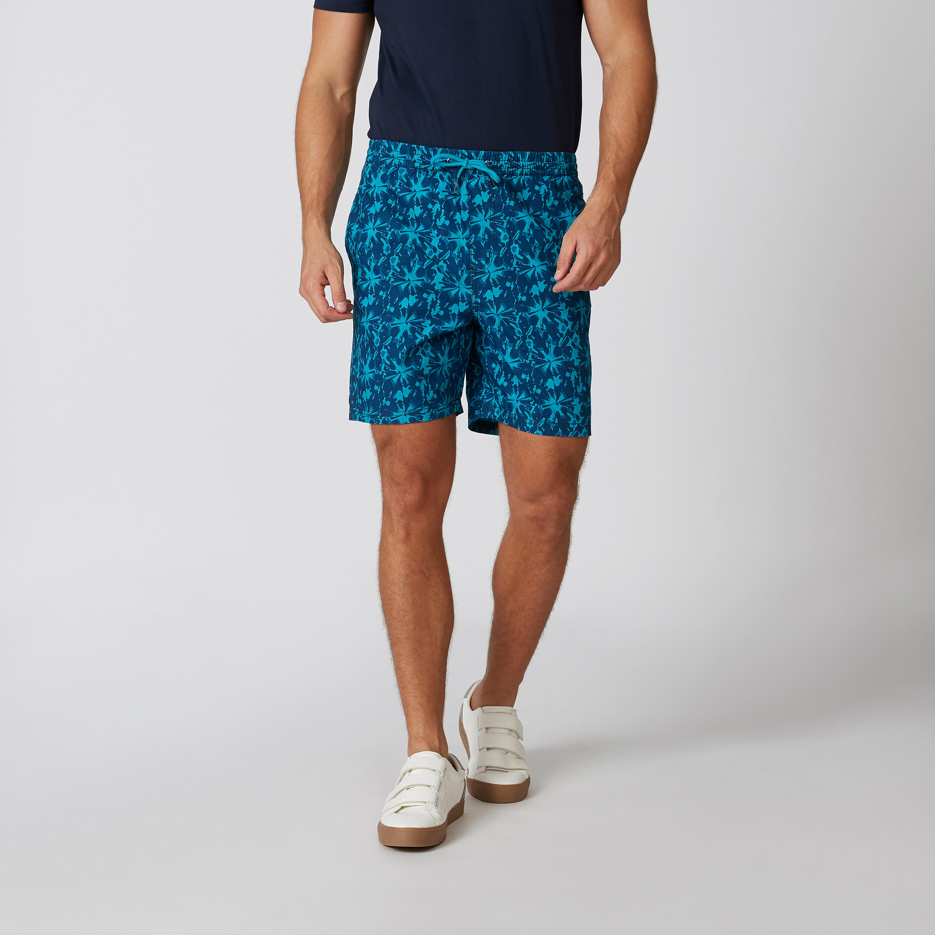 شورت مستدام سليم بخصر متوسط الارتفاع ورباط وطبعات-men-clothing-bottoms-shorts-image-4