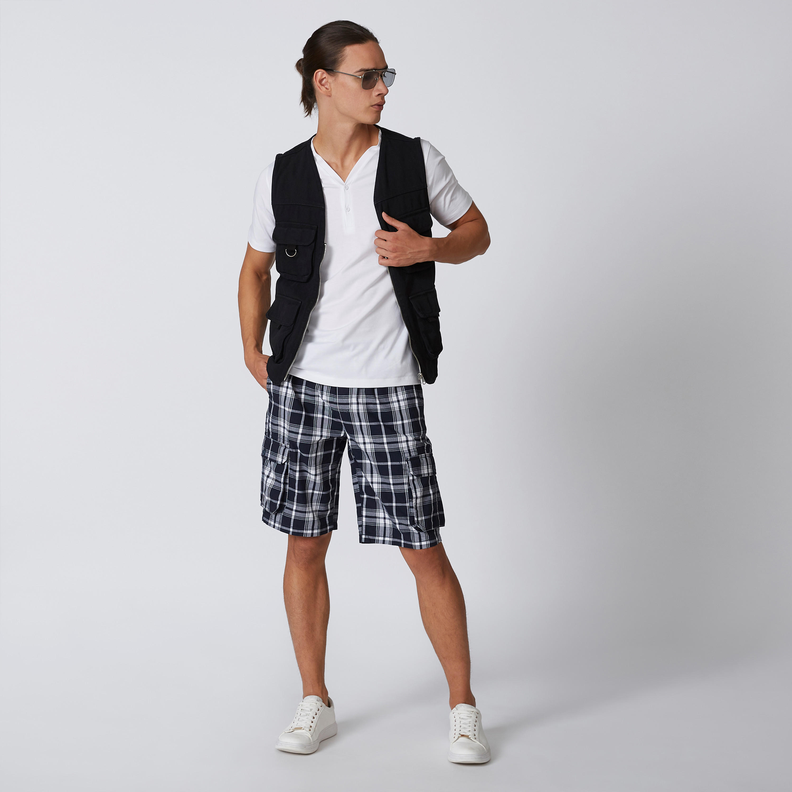 Slim Fit Mid-Rise Checked Shorts with Drawstring Waistband-men-clothing-bottoms-shorts-image-3