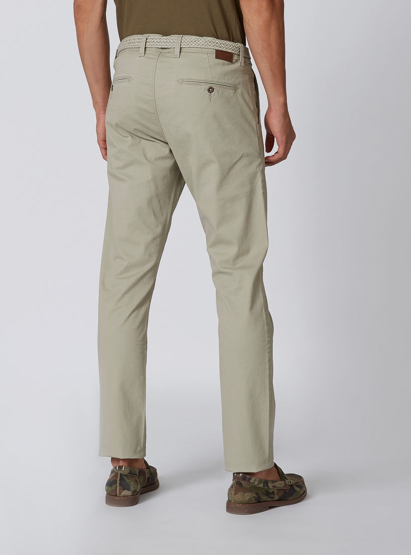 بنطال سادة طويل بجيوب وحلقات للحزام-men-clothing-bottoms-trousersandchinos-trousers-image-2