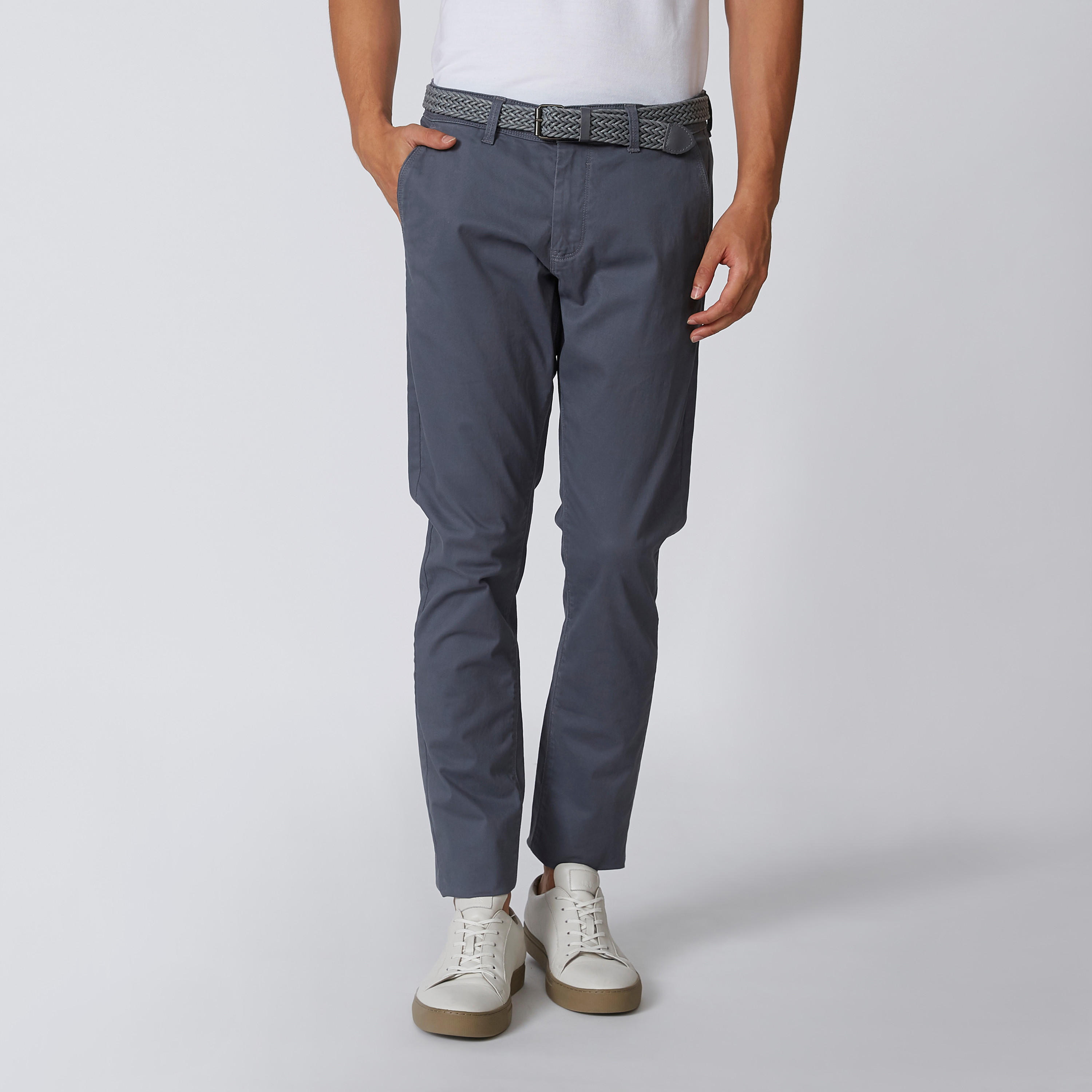 بنطال سادة طويل بجيوب وحلقات للحزام-men-clothing-bottoms-trousersandchinos-trousers-image-3