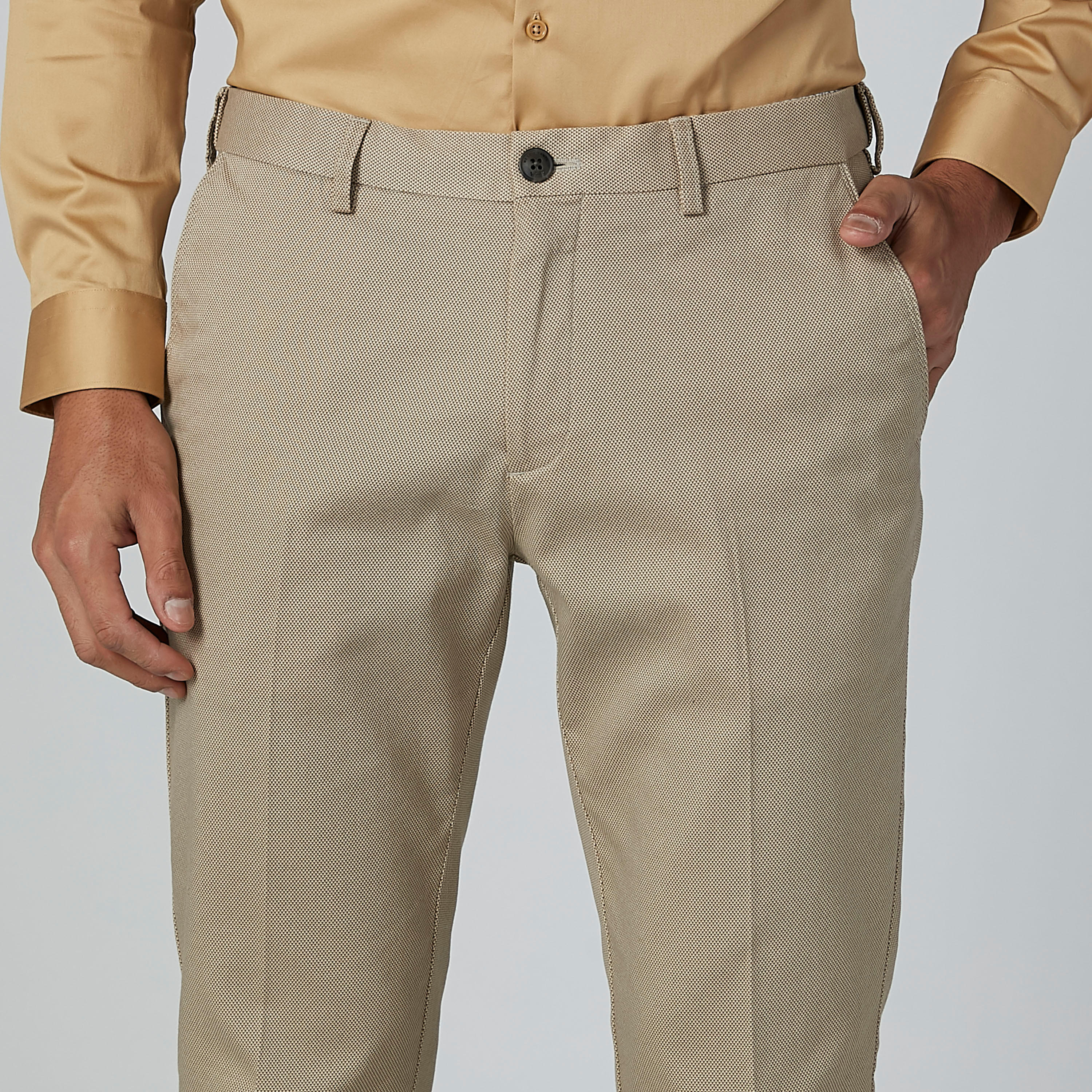 بنطال سادة بقصّة سليم وخصر متوسط الارتفاع وجيوب-men-clothing-bottoms-trousersandchinos-trousers-image-3