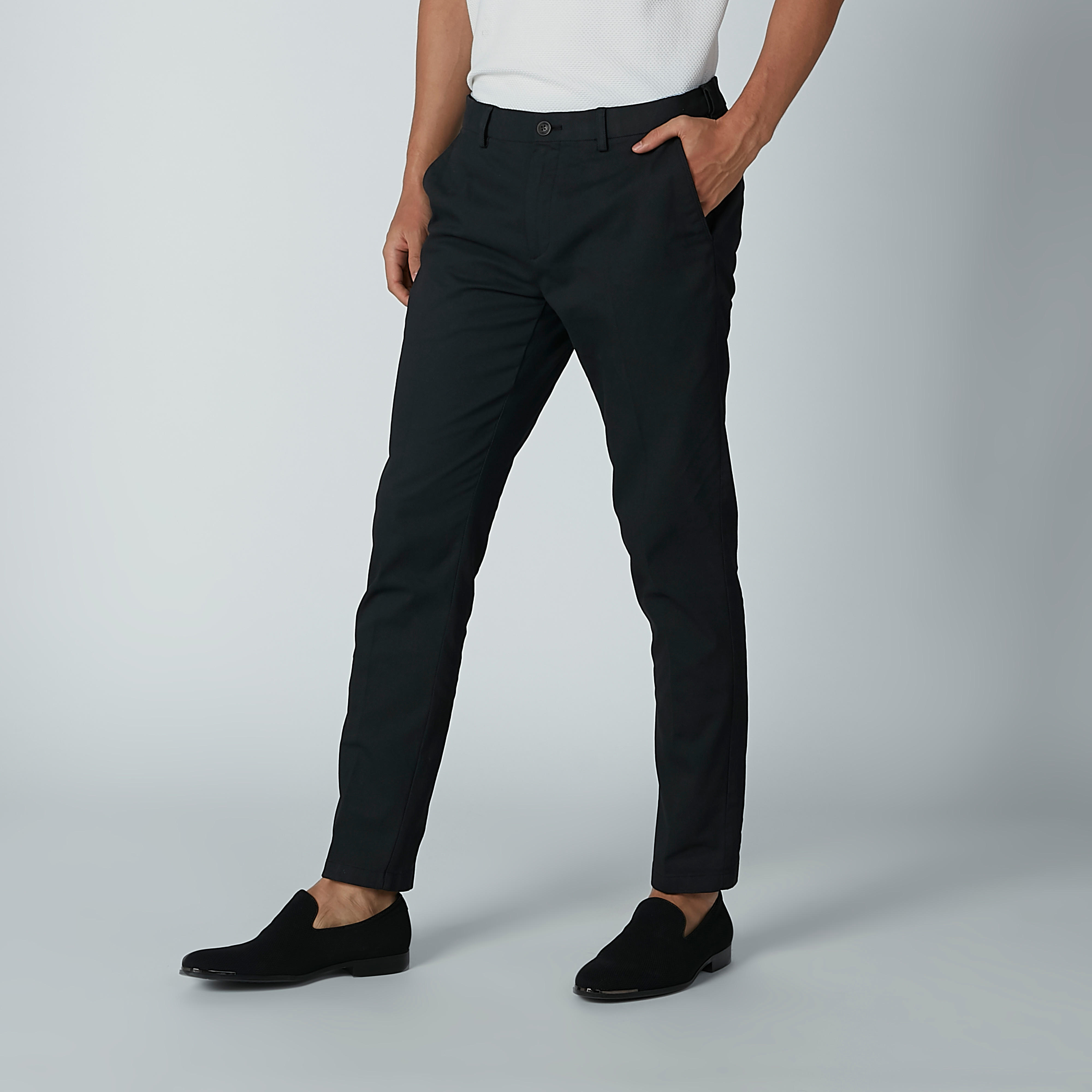 بنطال سادة بقصّة سليم وخصر متوسط الارتفاع وجيوب-men-clothing-bottoms-trousersandchinos-trousers-image-7