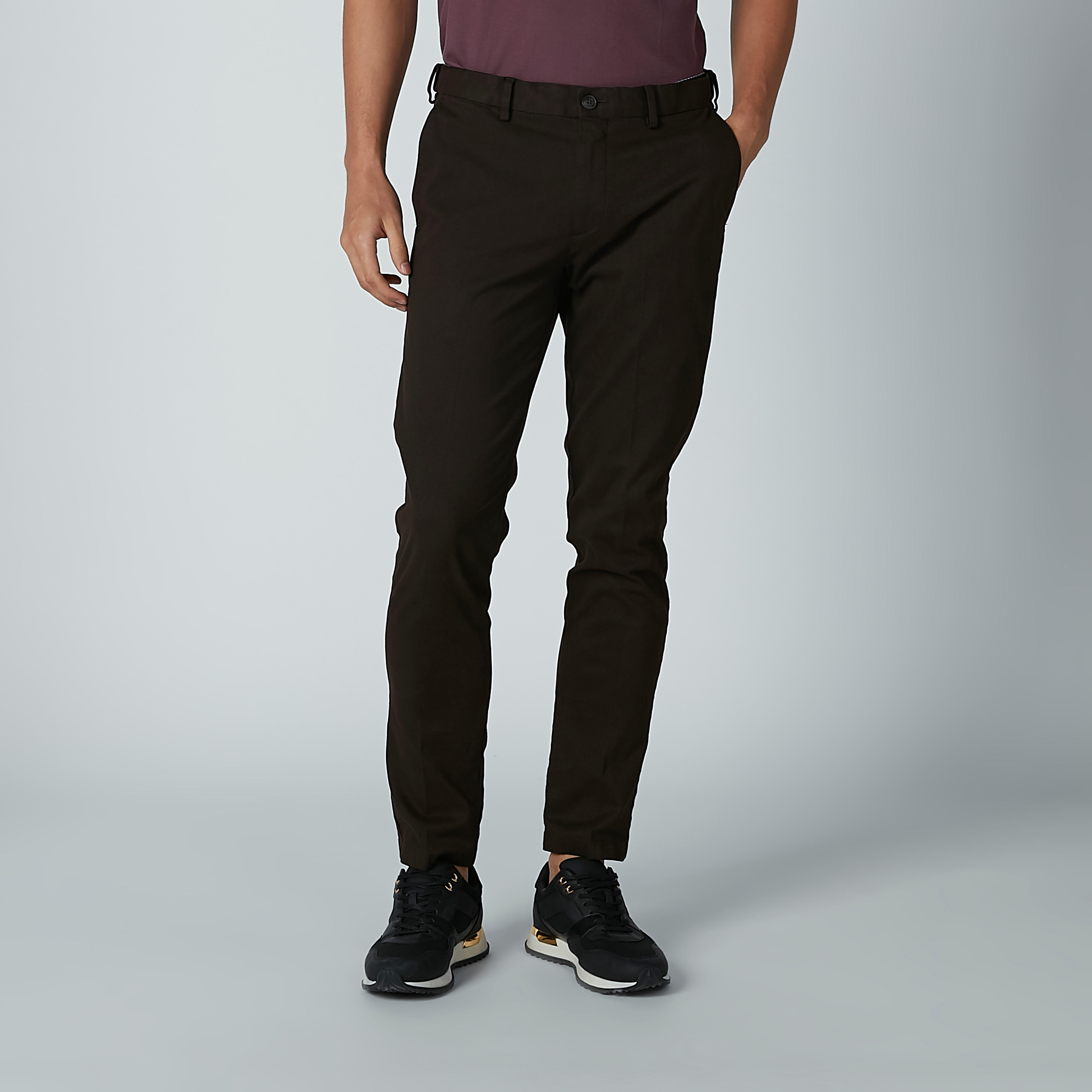 بنطال سادة بقصّة سليم وخصر متوسط الارتفاع وجيوب-men-clothing-bottoms-trousersandchinos-trousers-image-14