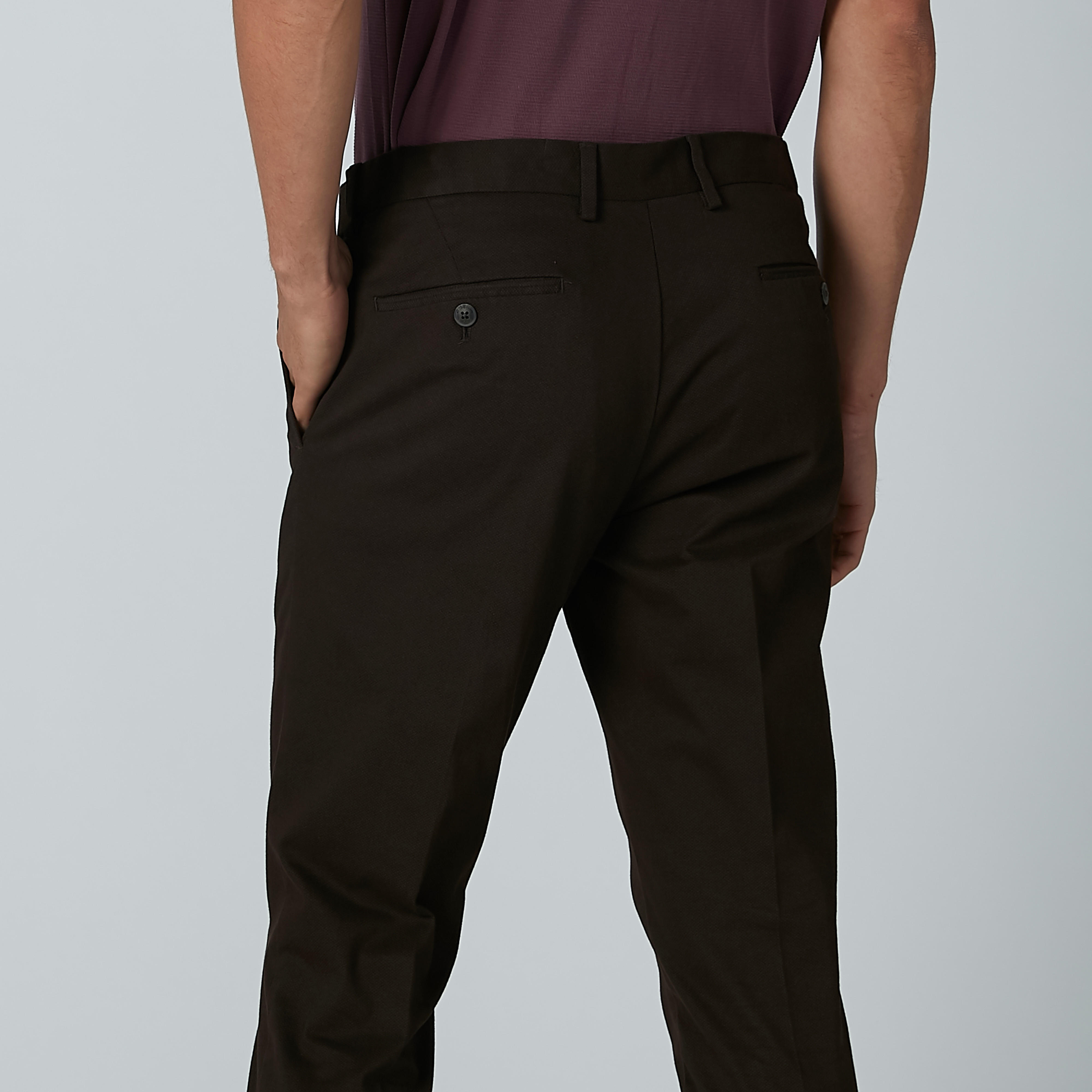 بنطال سادة بقصّة سليم وخصر متوسط الارتفاع وجيوب-men-clothing-bottoms-trousersandchinos-trousers-image-17